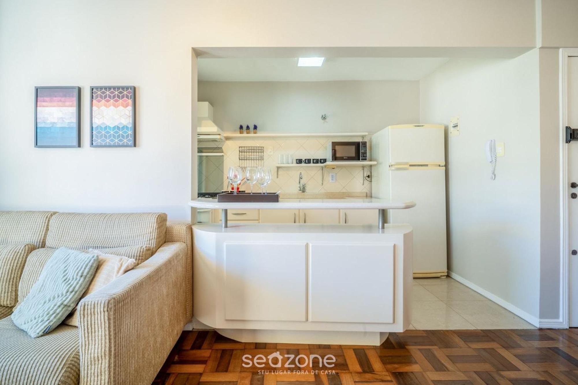 2 Bedroom Apart in the Center of Floripa JFM0101