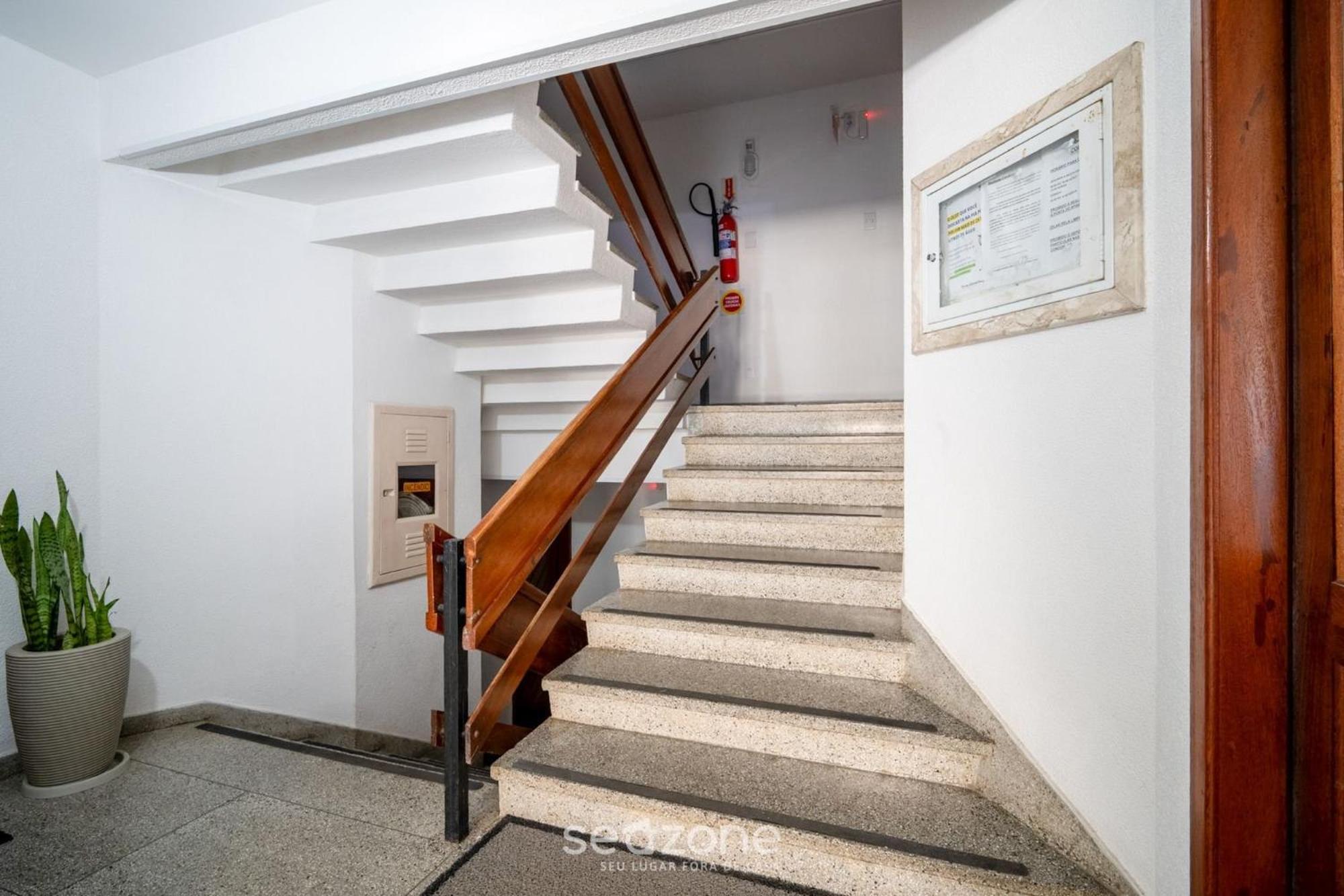 2 Bedroom Apart in the Center of Floripa JFM0101