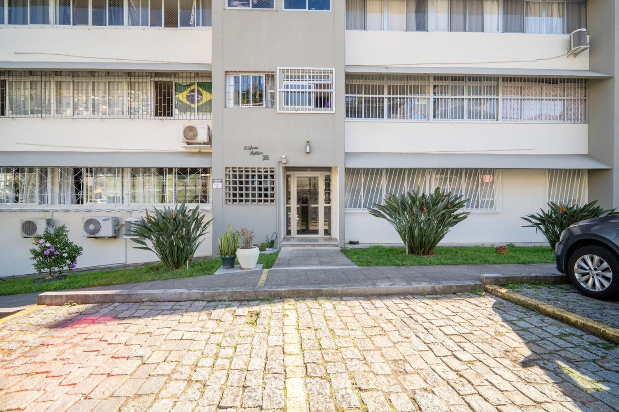 2 Bedroom Apart in the Center of Floripa JFM0101