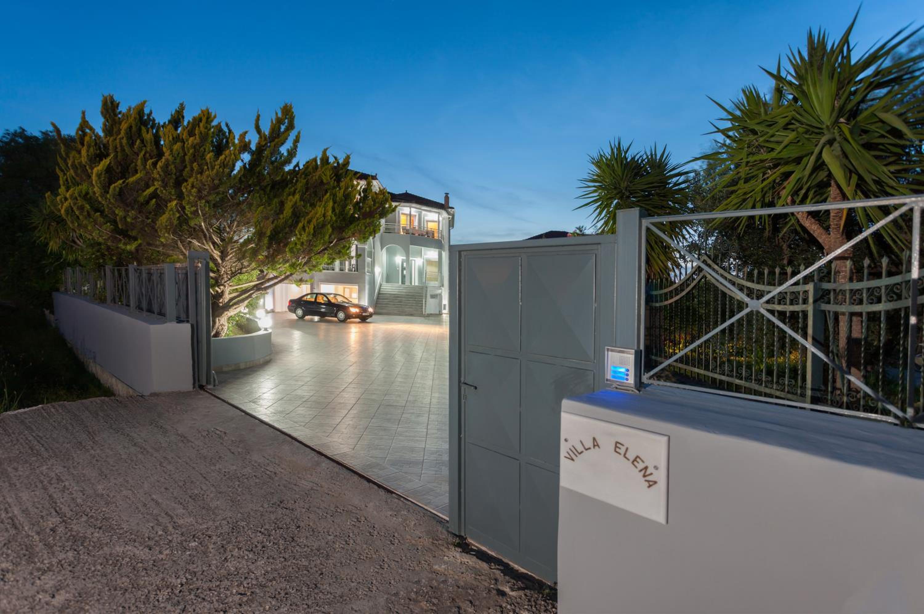 Zia Suites Zante view 3