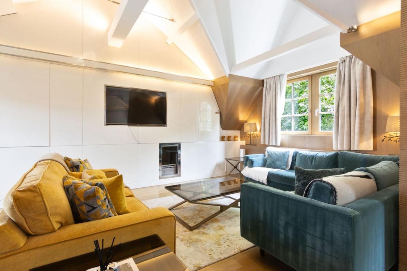 Mayfair Home Central AC Huge Terrace