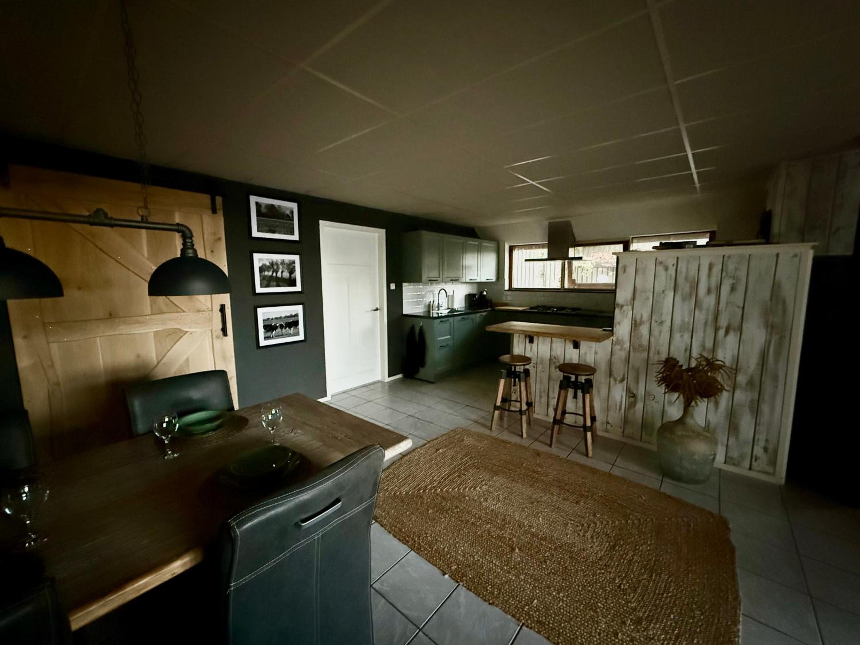 Holiday Home de Binnengouw incl Hottub