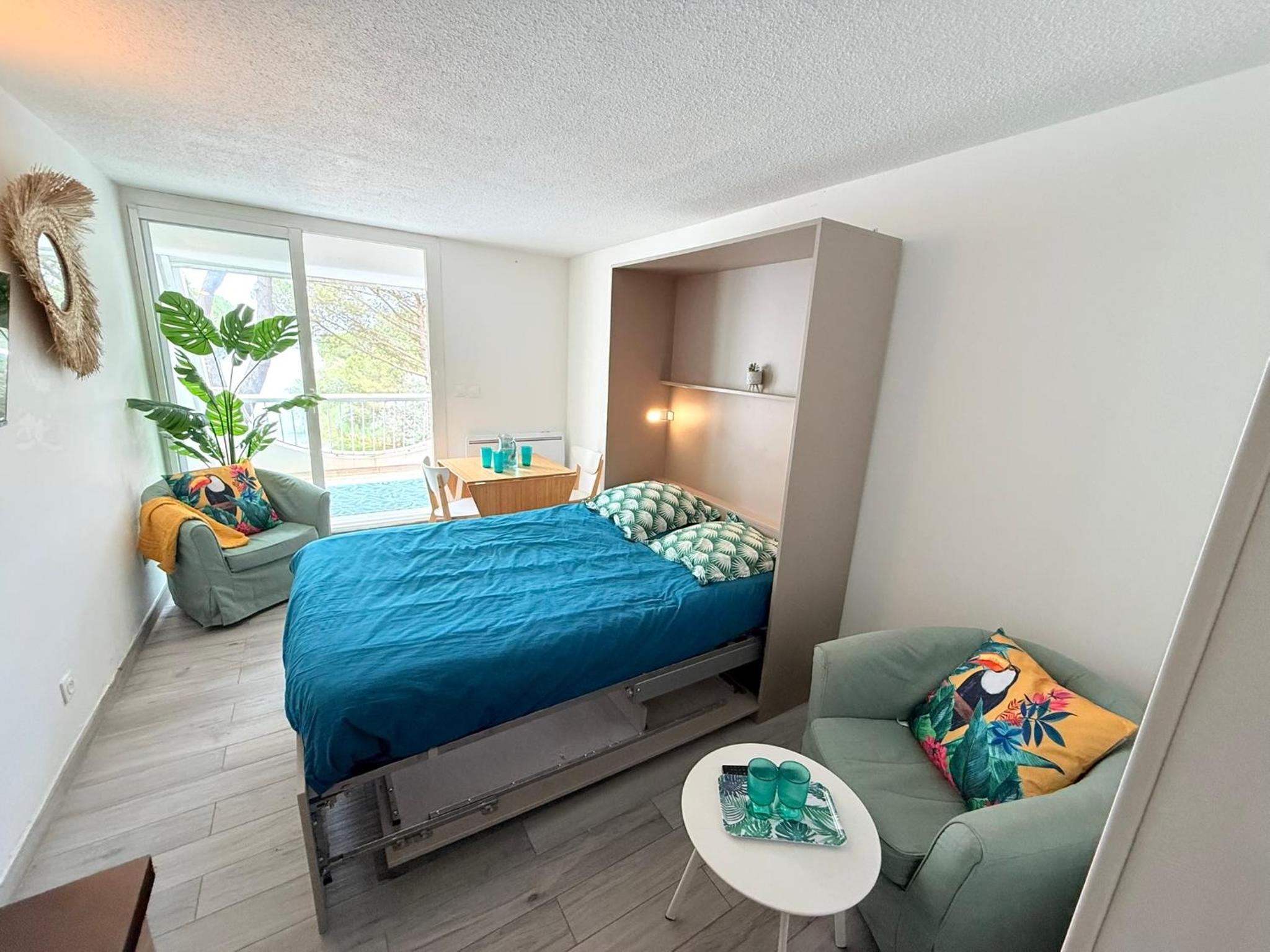 Studio 4pers La Grande Motte Ponant, Vue exceptionnelle lac, double terrasse, Parking, base nautique, golf & plage à pied, draps & serviettes fournis - 2èm