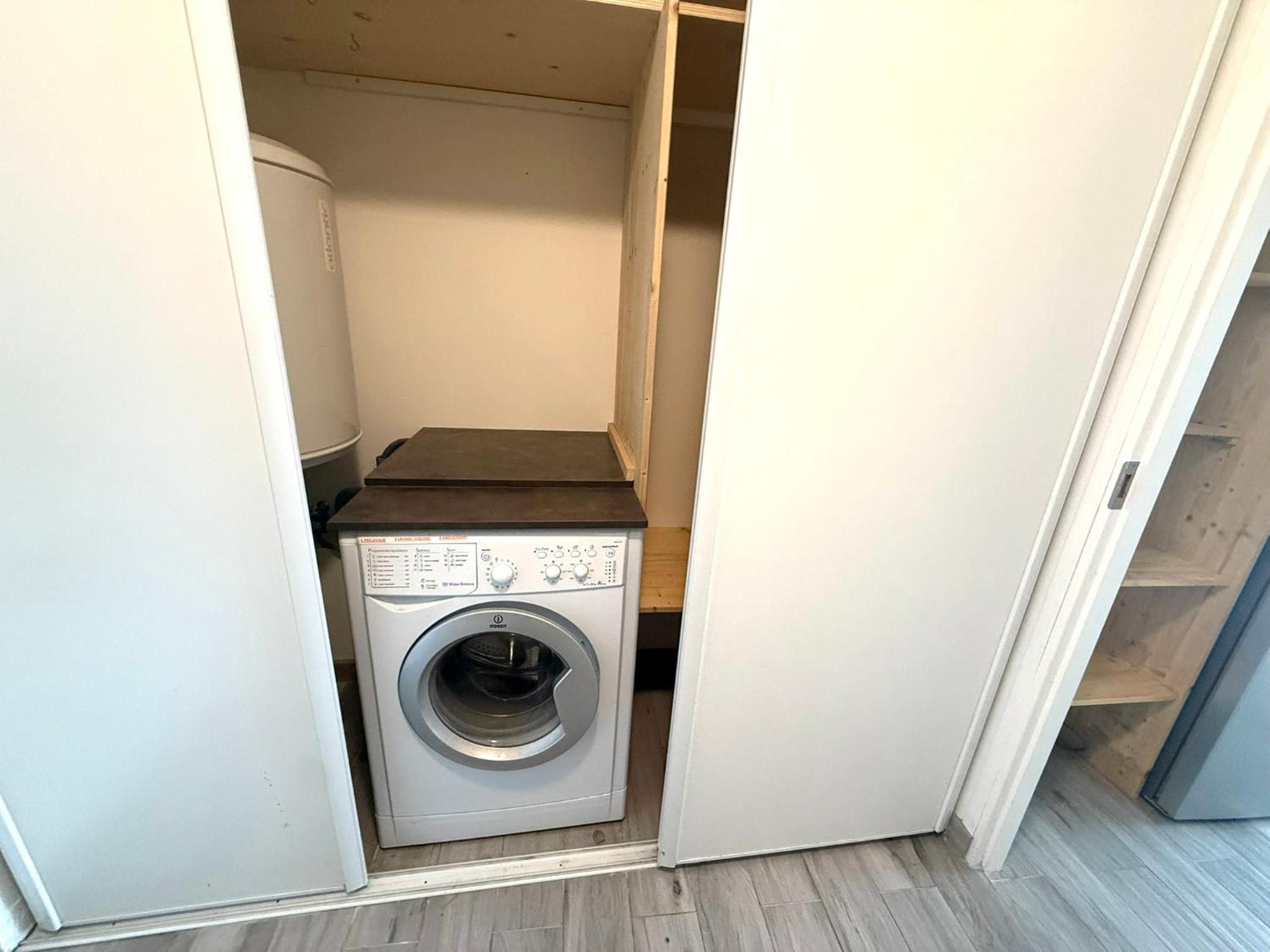Studio 4pers La Grande Motte Ponant, Vue exceptionnelle lac, double terrasse, Parking, base nautique, golf & plage à pied, draps & serviettes fournis - 2èm