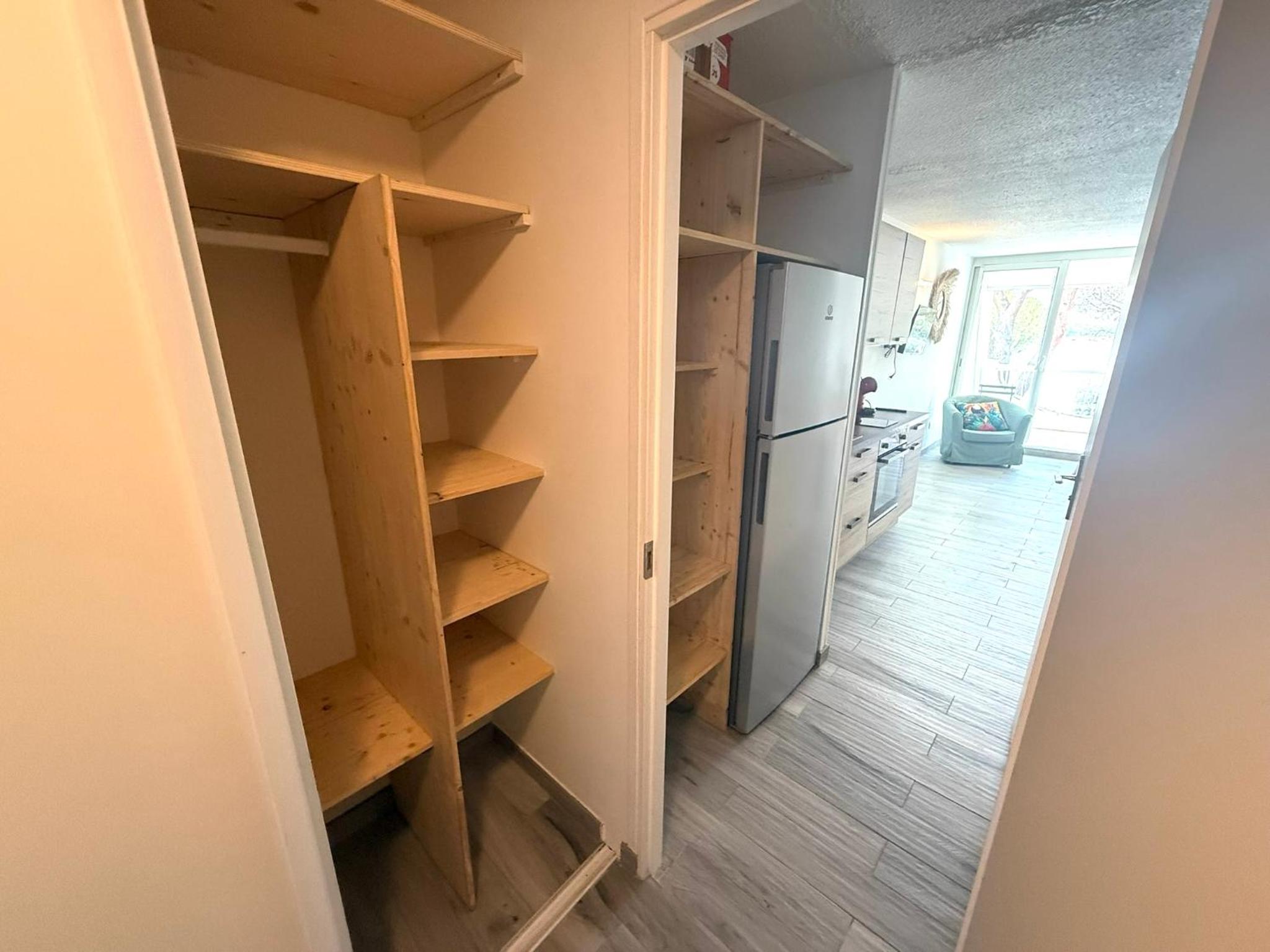 Studio 4pers La Grande Motte Ponant, Vue exceptionnelle lac, double terrasse, Parking, base nautique, golf & plage à pied, draps & serviettes fournis - 2èm