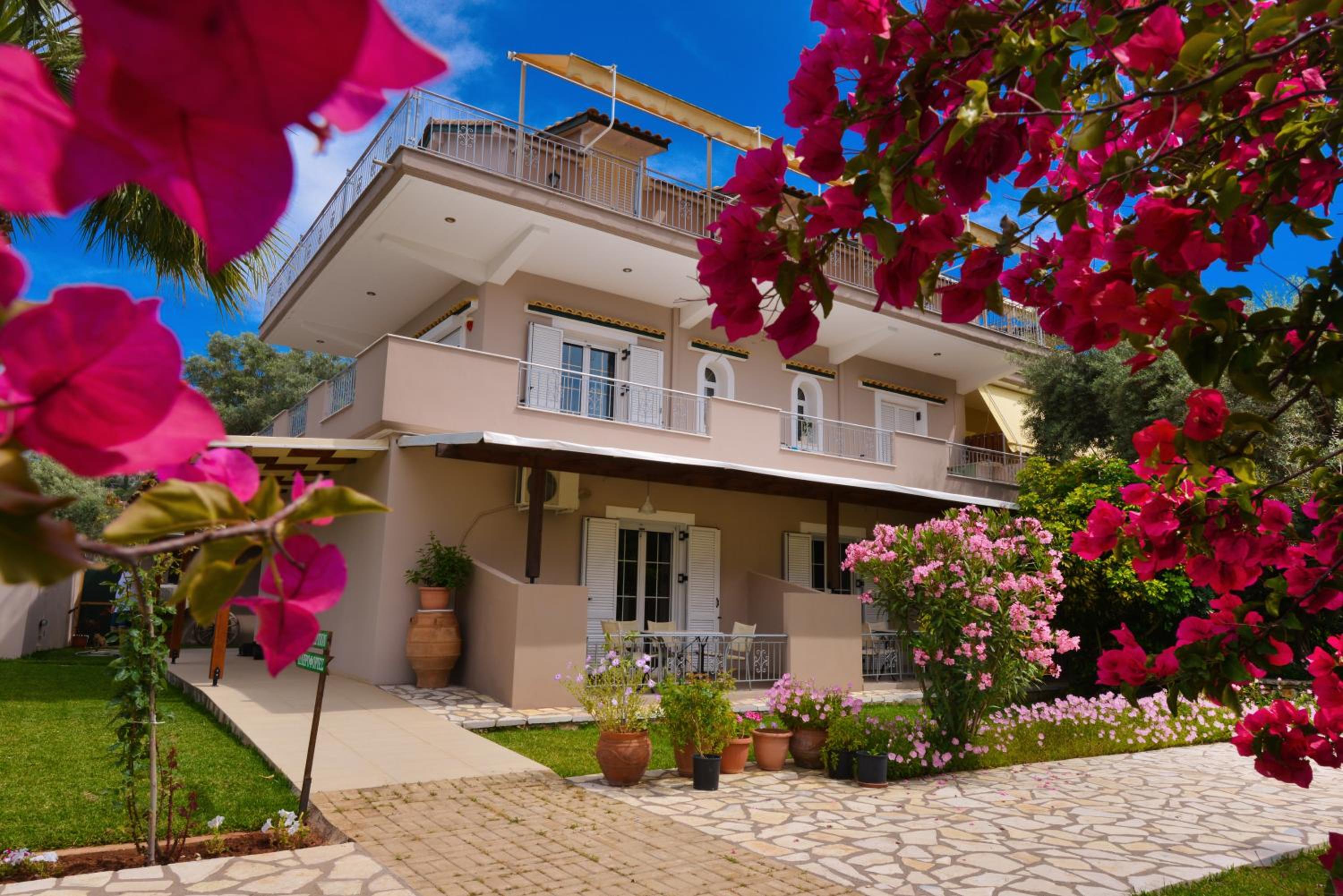 Hotel Villa Verde - Image 1