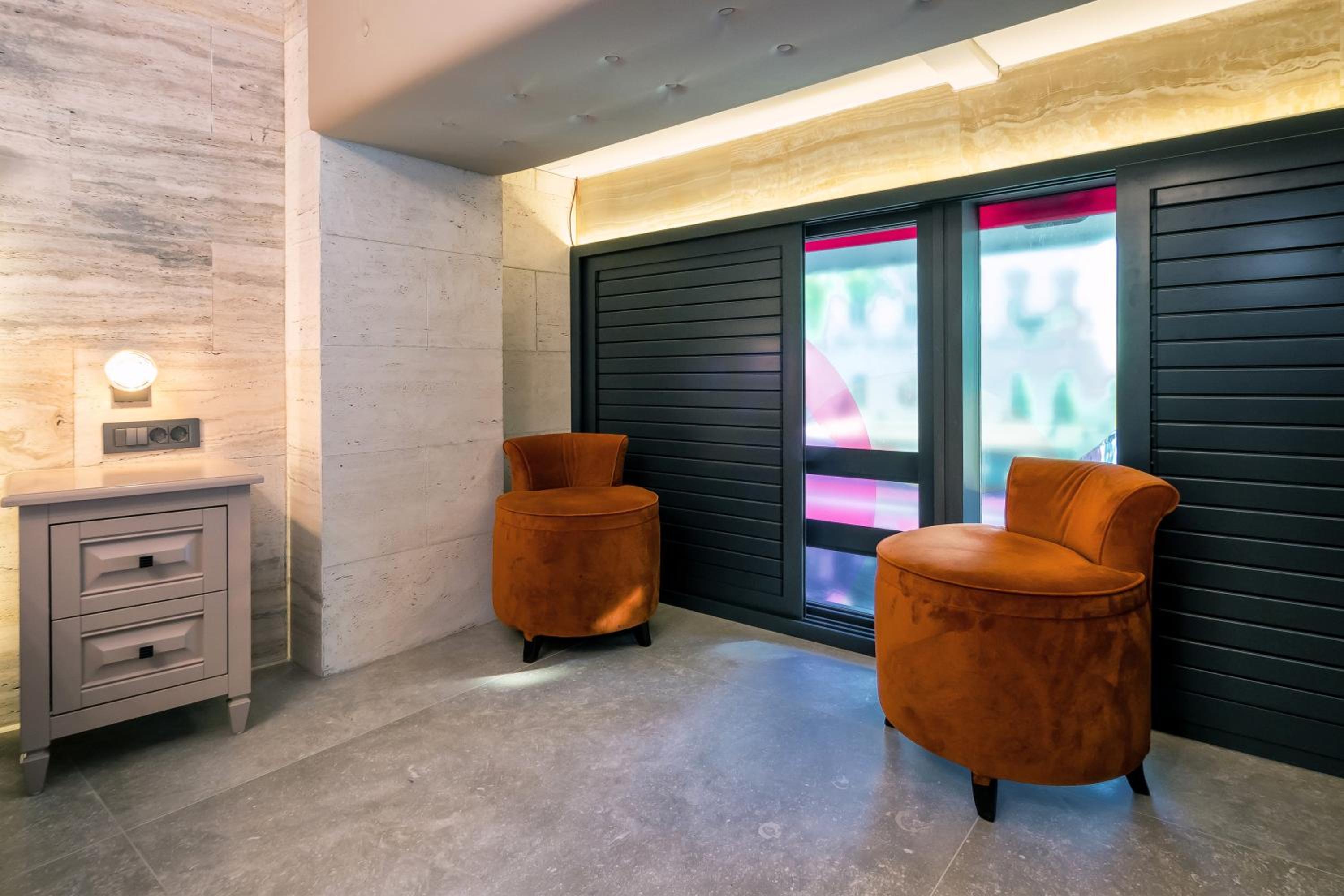 Split Central Pazar Rooms