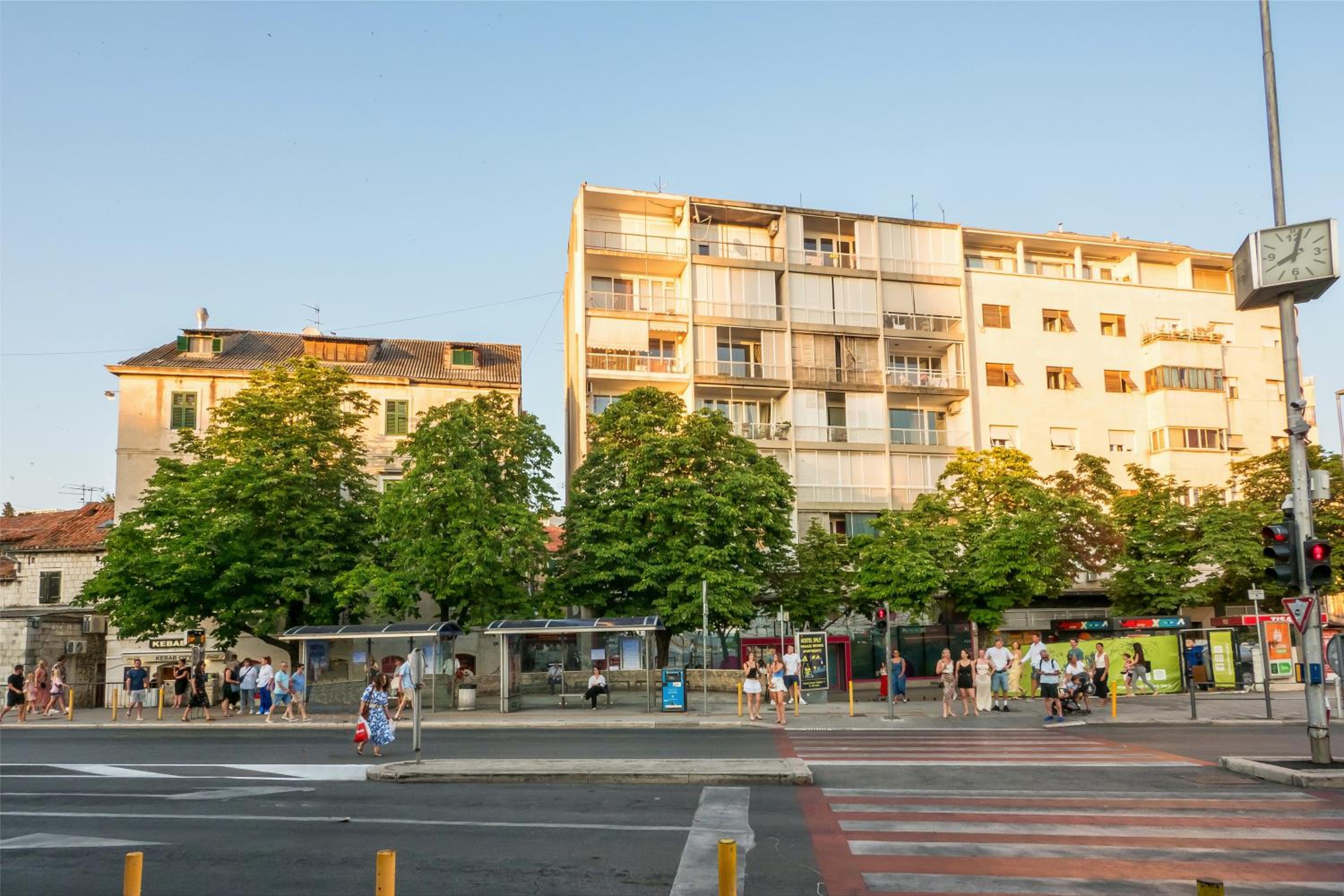 Split Central Pazar Rooms