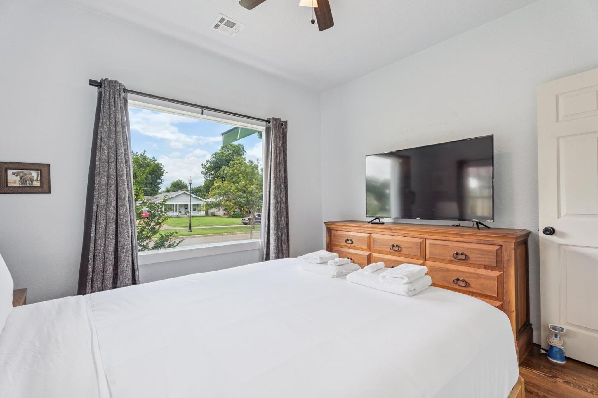 2BR Apt 8 min to Integris Baptist #09