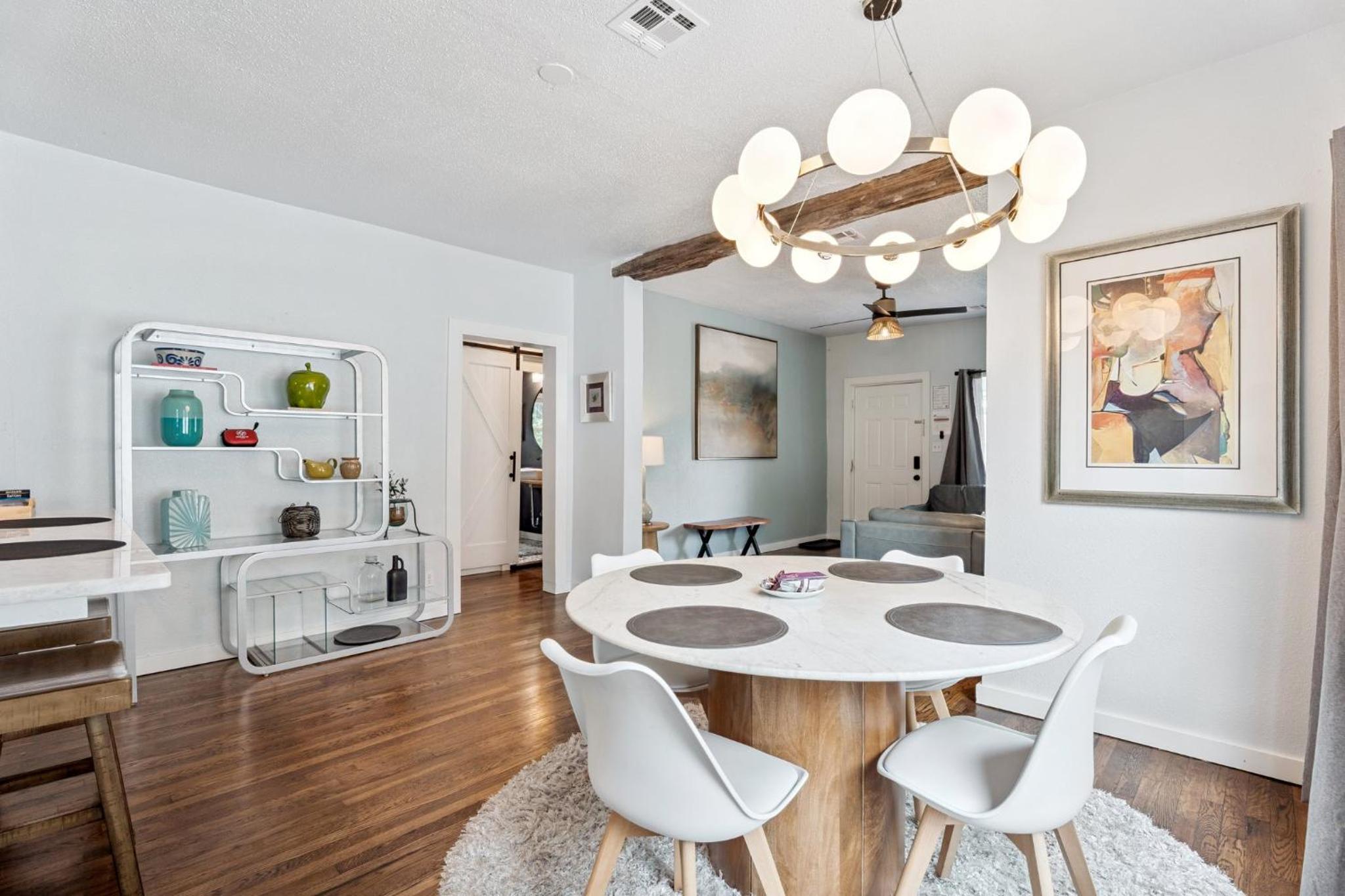 2BR Apt 8 min to Integris Baptist #09