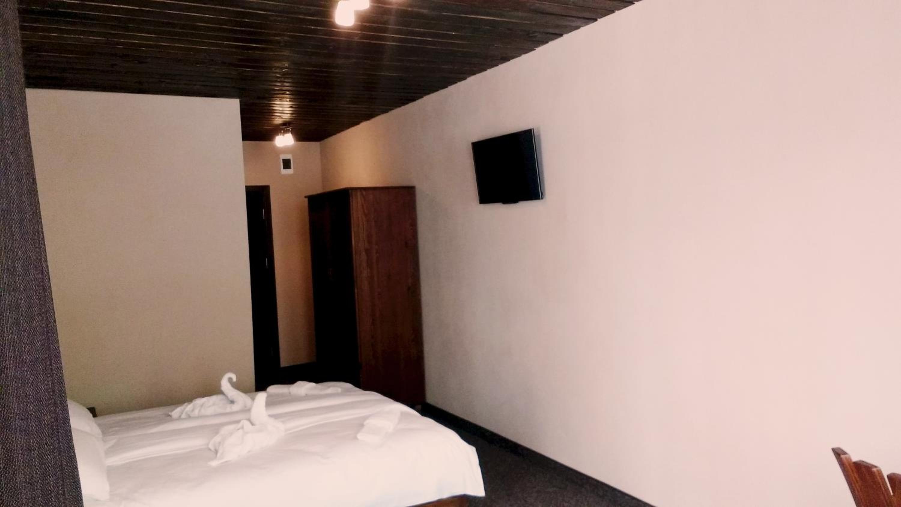 Family hotel Valchanovata Kashta