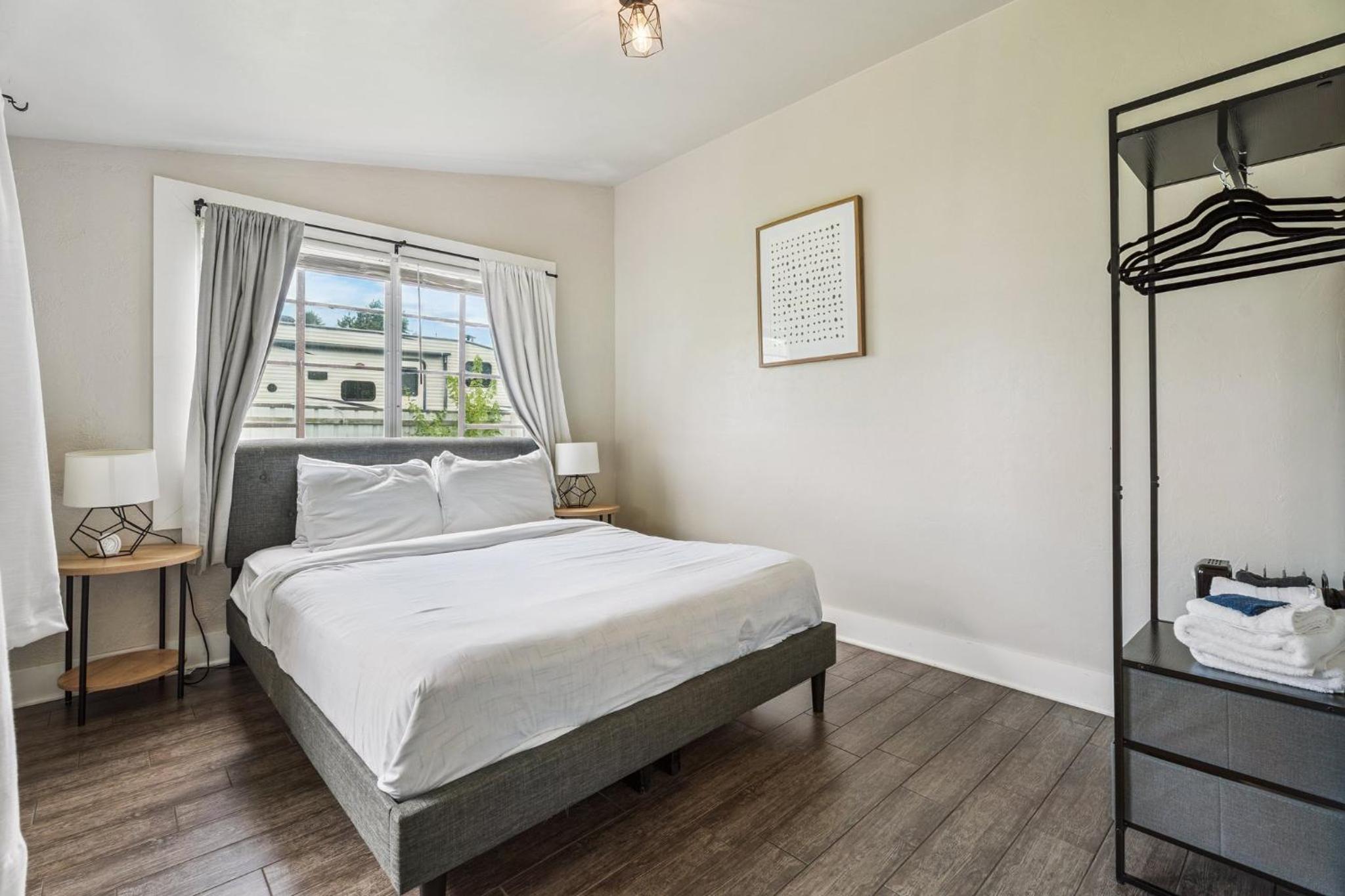 2BR Apt 5 min Rose State Monthly 15 Off #L2