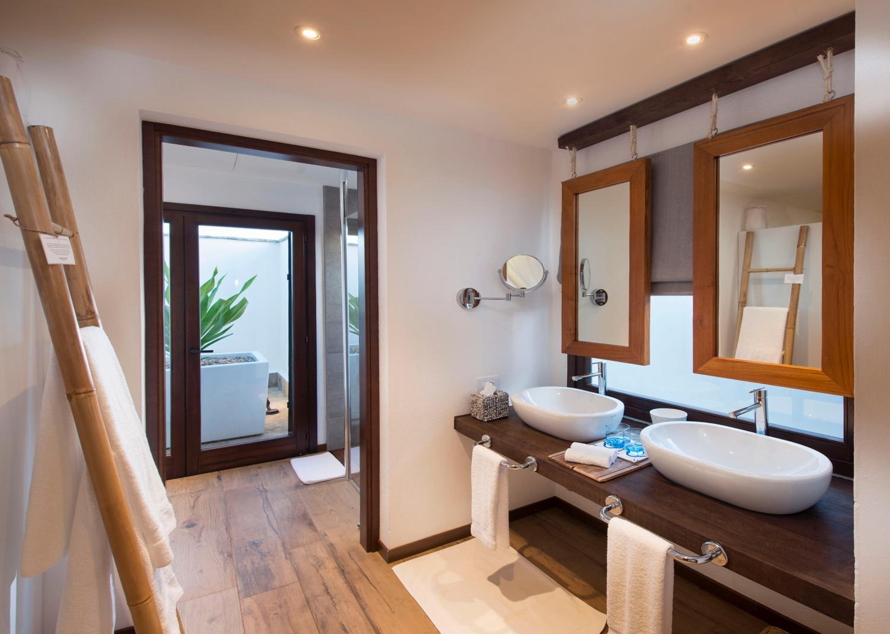 Mequfi Beach Resort