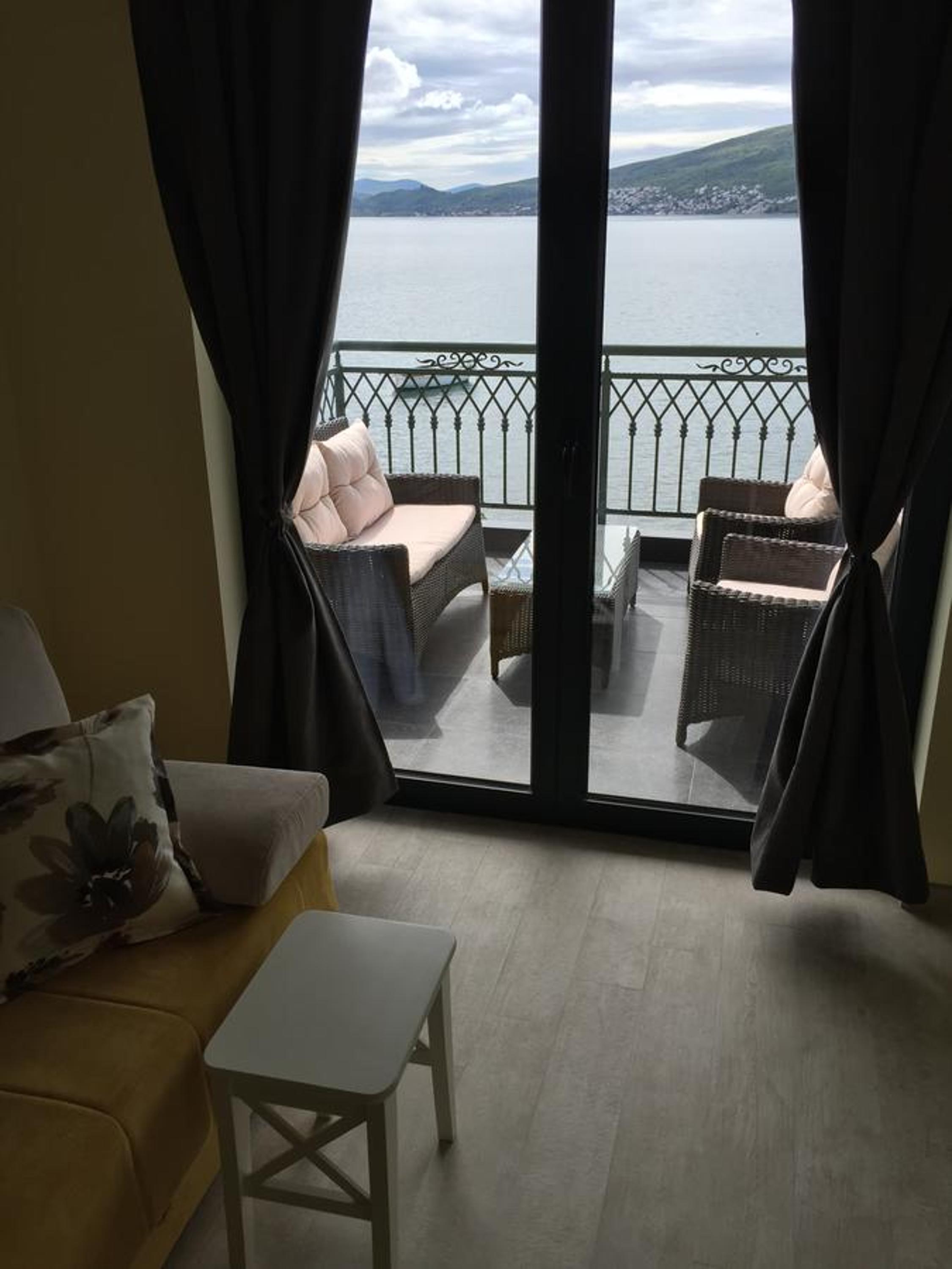 Apartments Seaside Baosici view 4