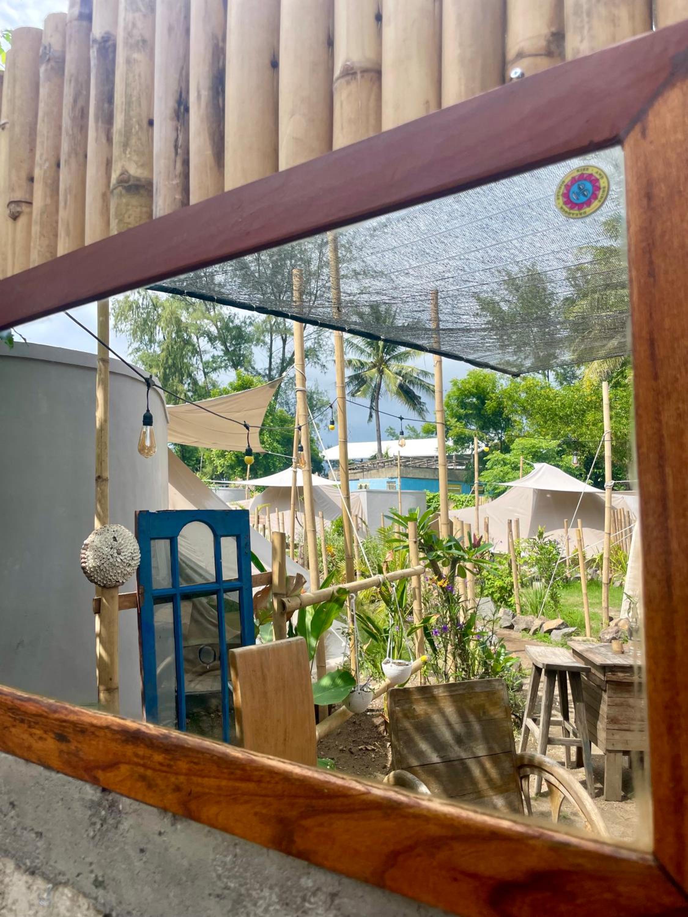 Ubuntu Glamping - Adult Campers Only