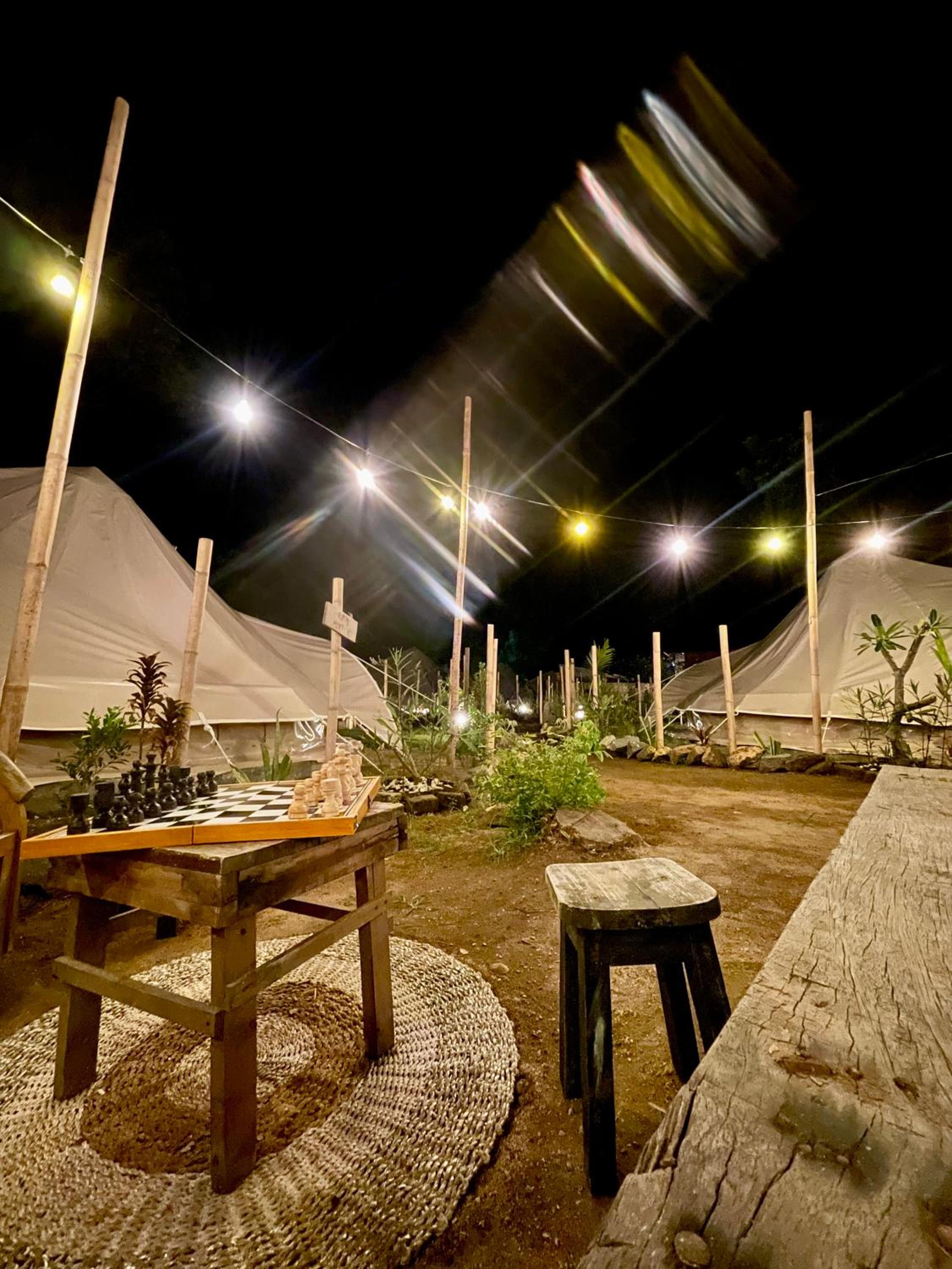 Ubuntu Glamping - Adult Campers Only