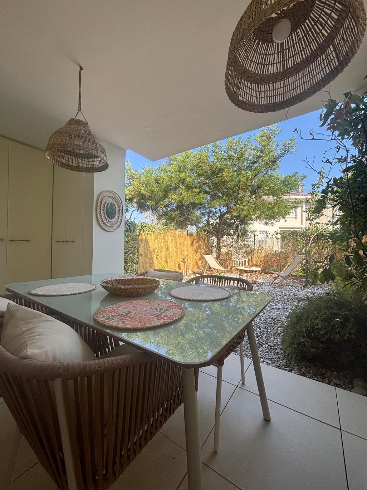 Appartement cosy avec jardin et parking