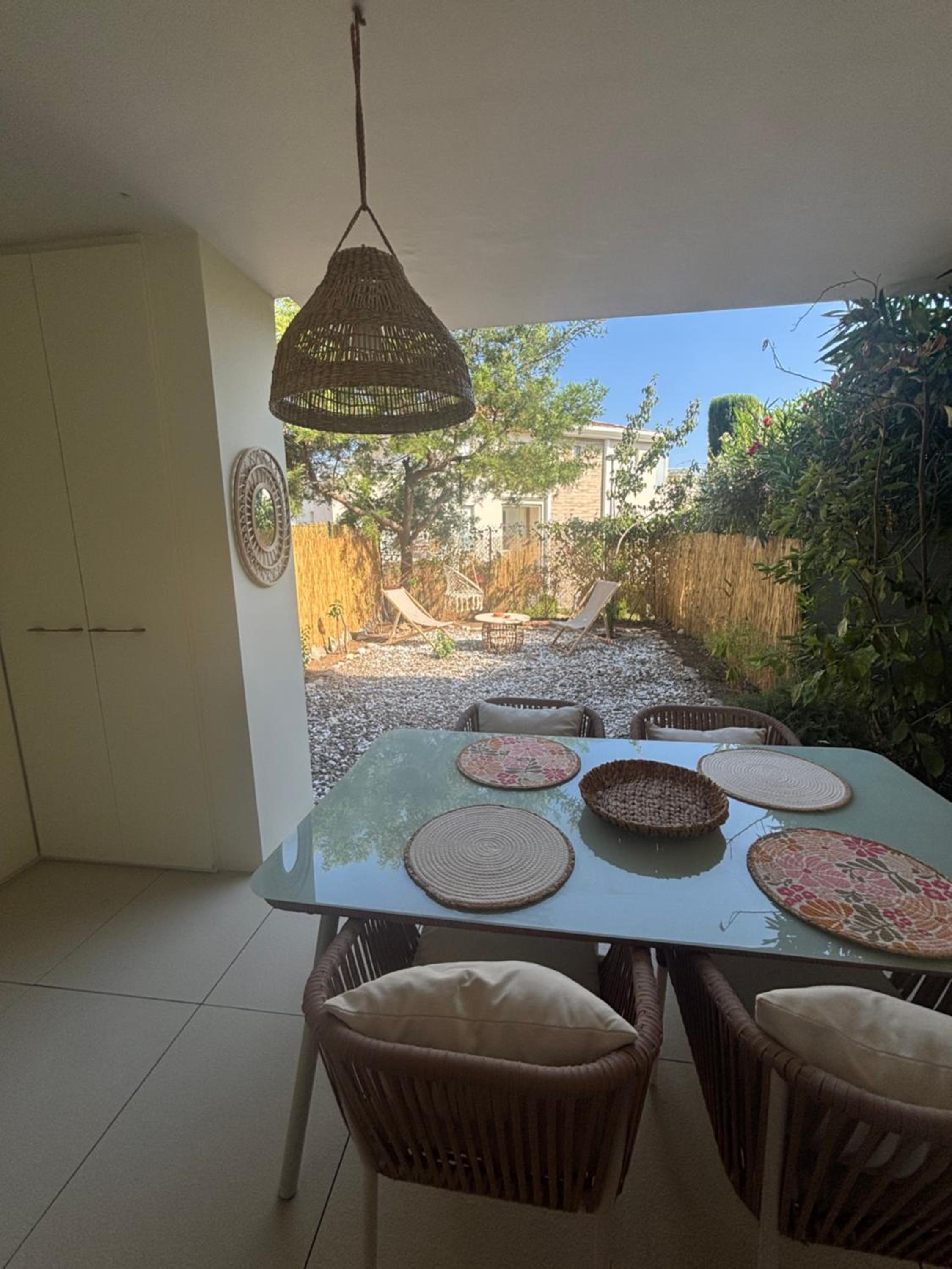 Appartement cosy avec jardin et parking