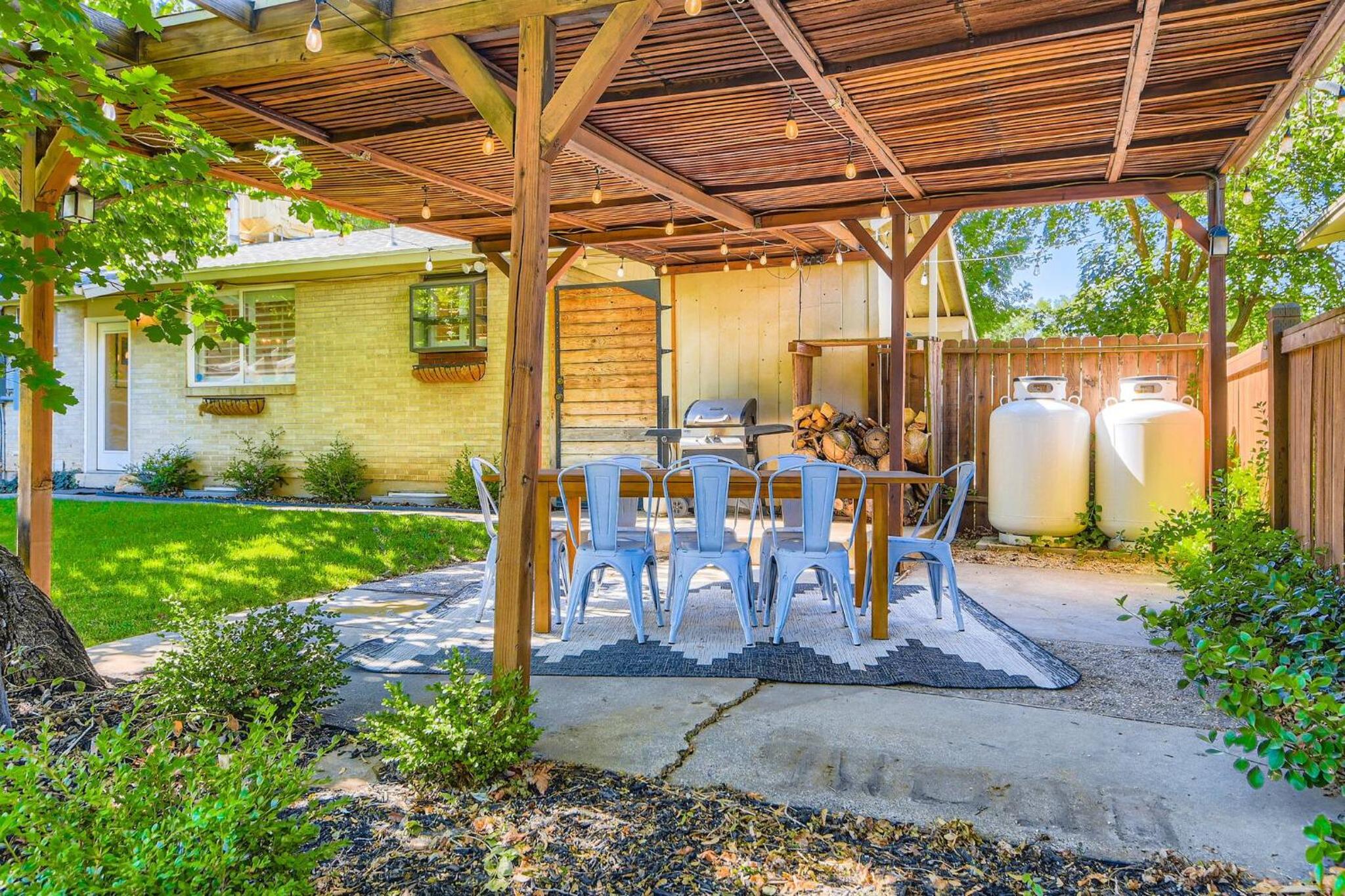 Upscale Home - Ski, Bike, & Hike