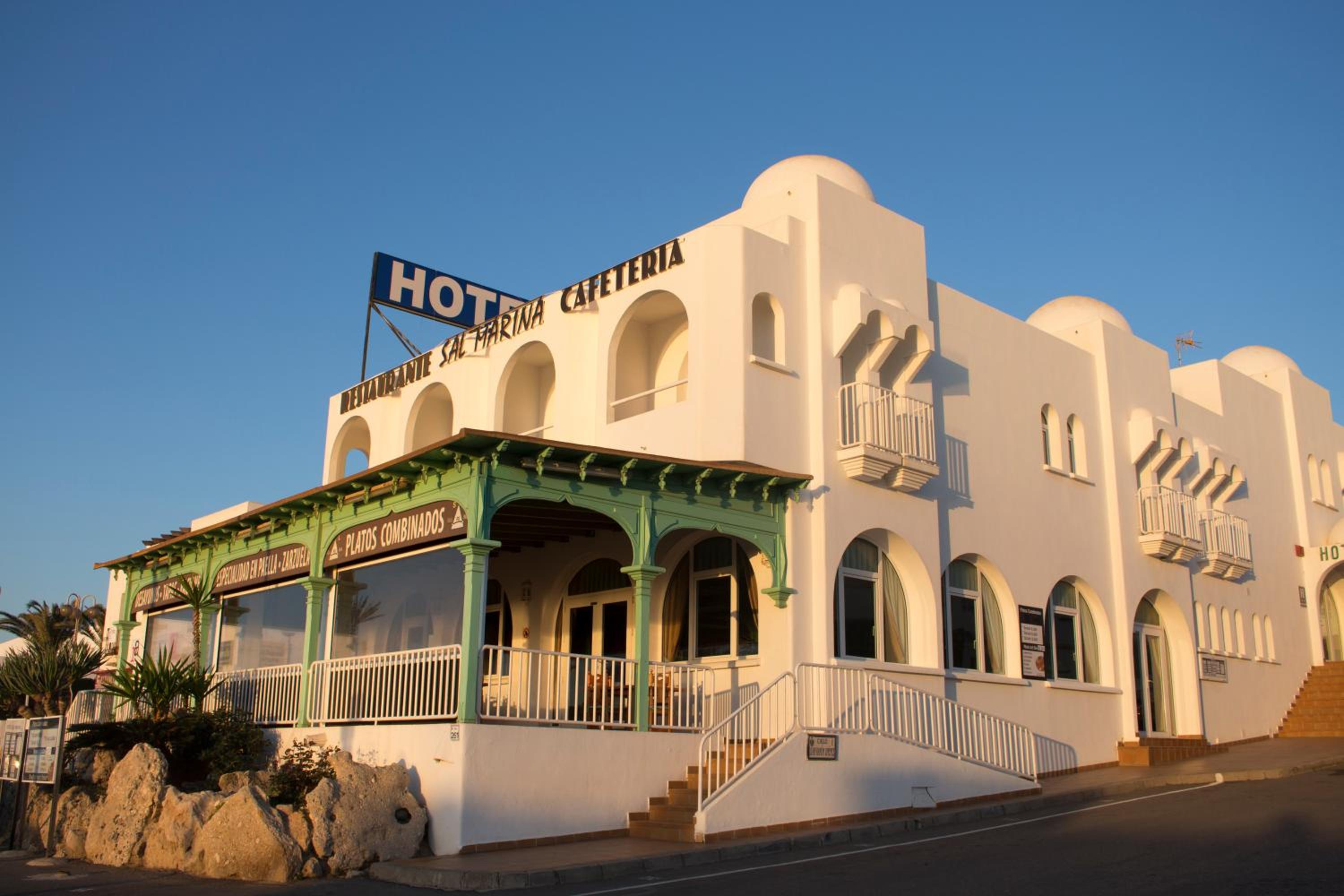 Hotel Sal Marina - Image 1