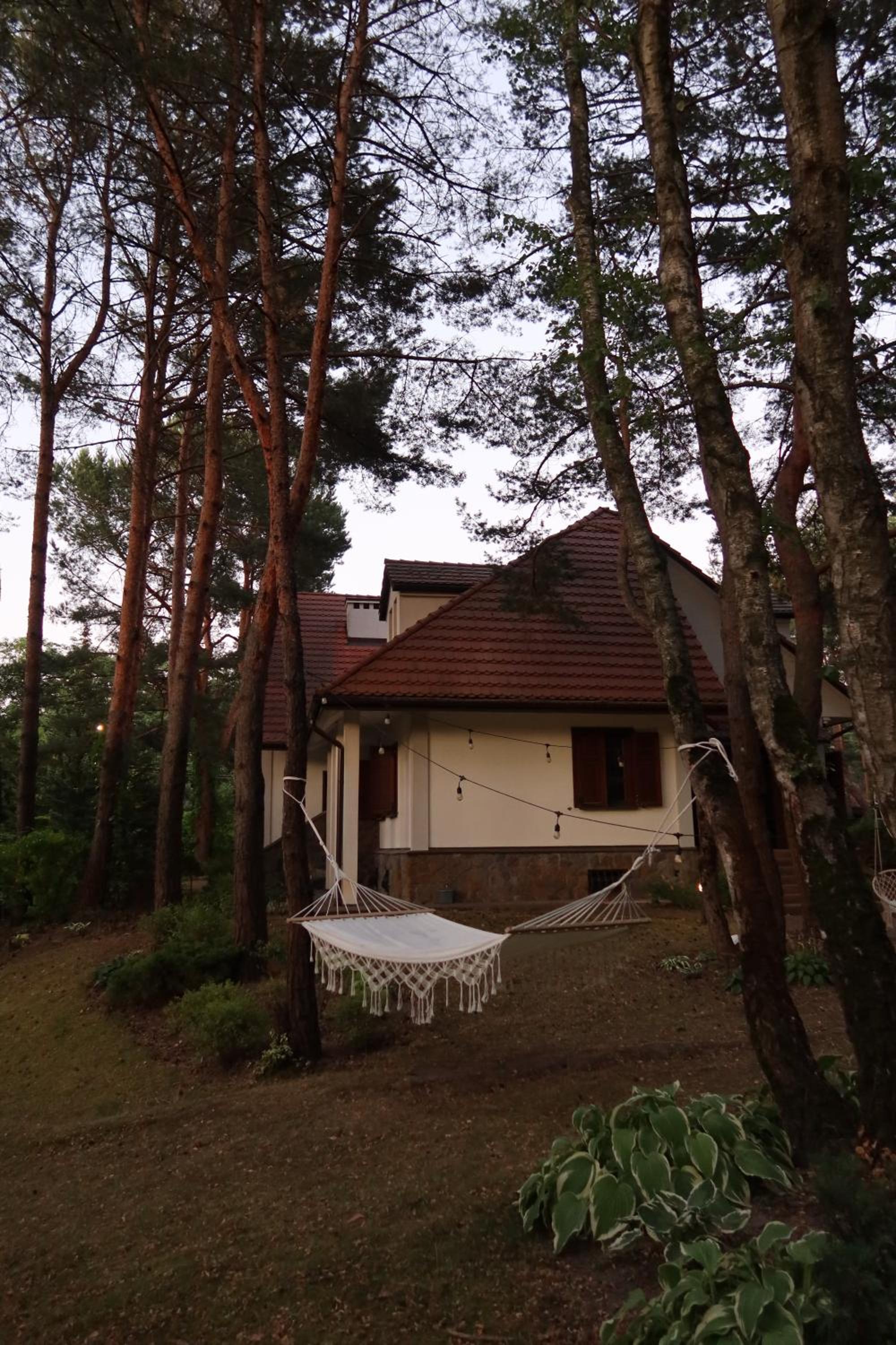 Willa Las&Luksus Jacuzzi, Sauna i Relaks pod Warszawą