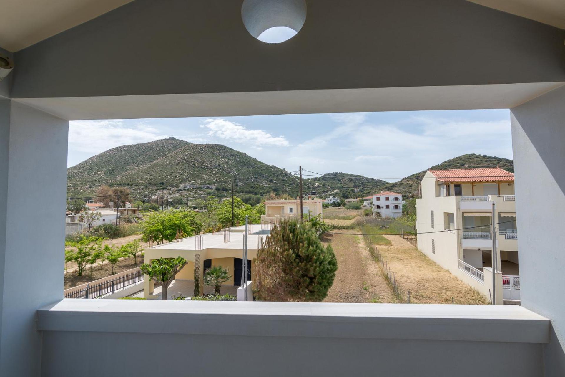 Fani's Komi Apartments view 4