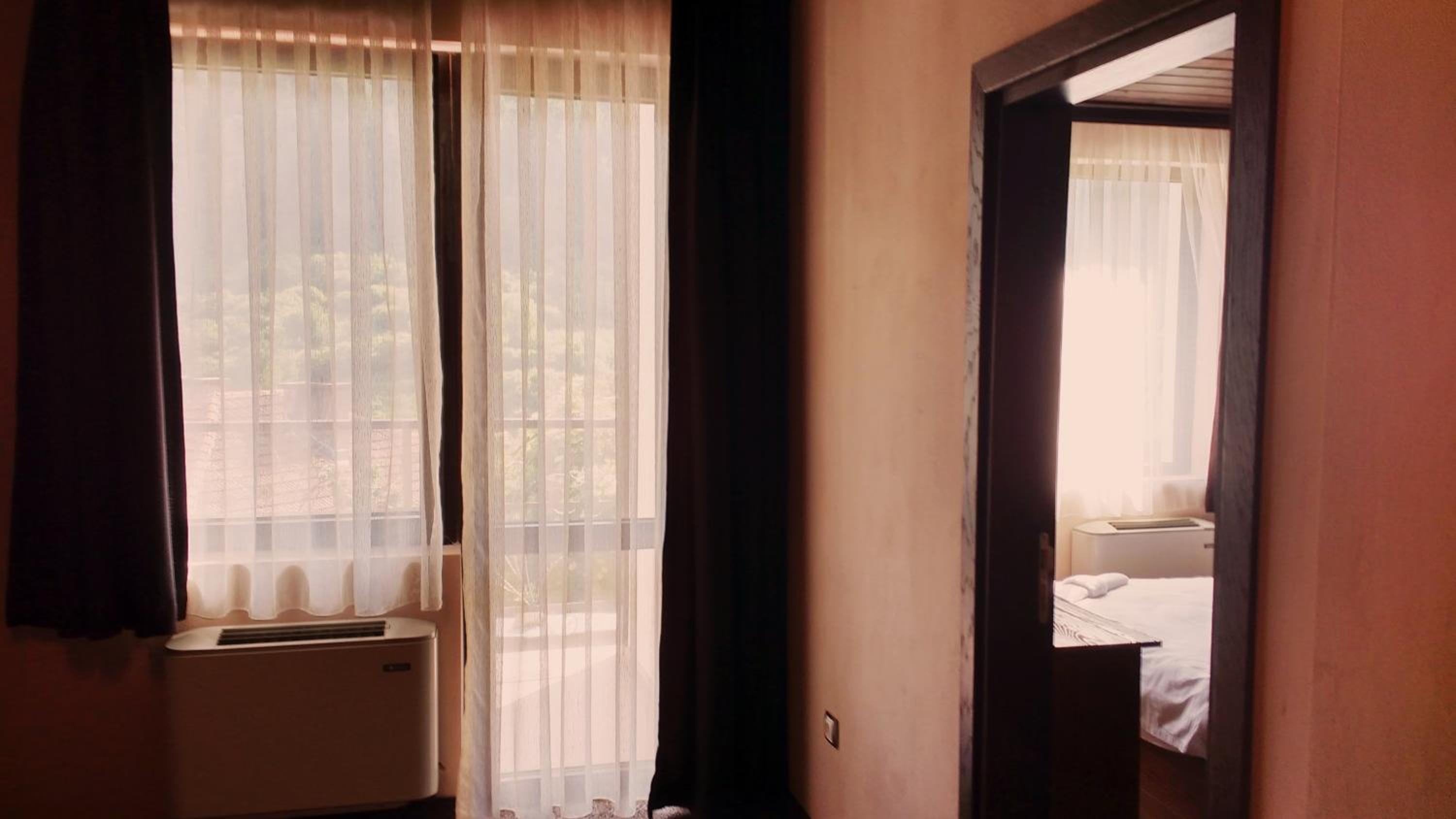 Family hotel Valchanovata Kashta