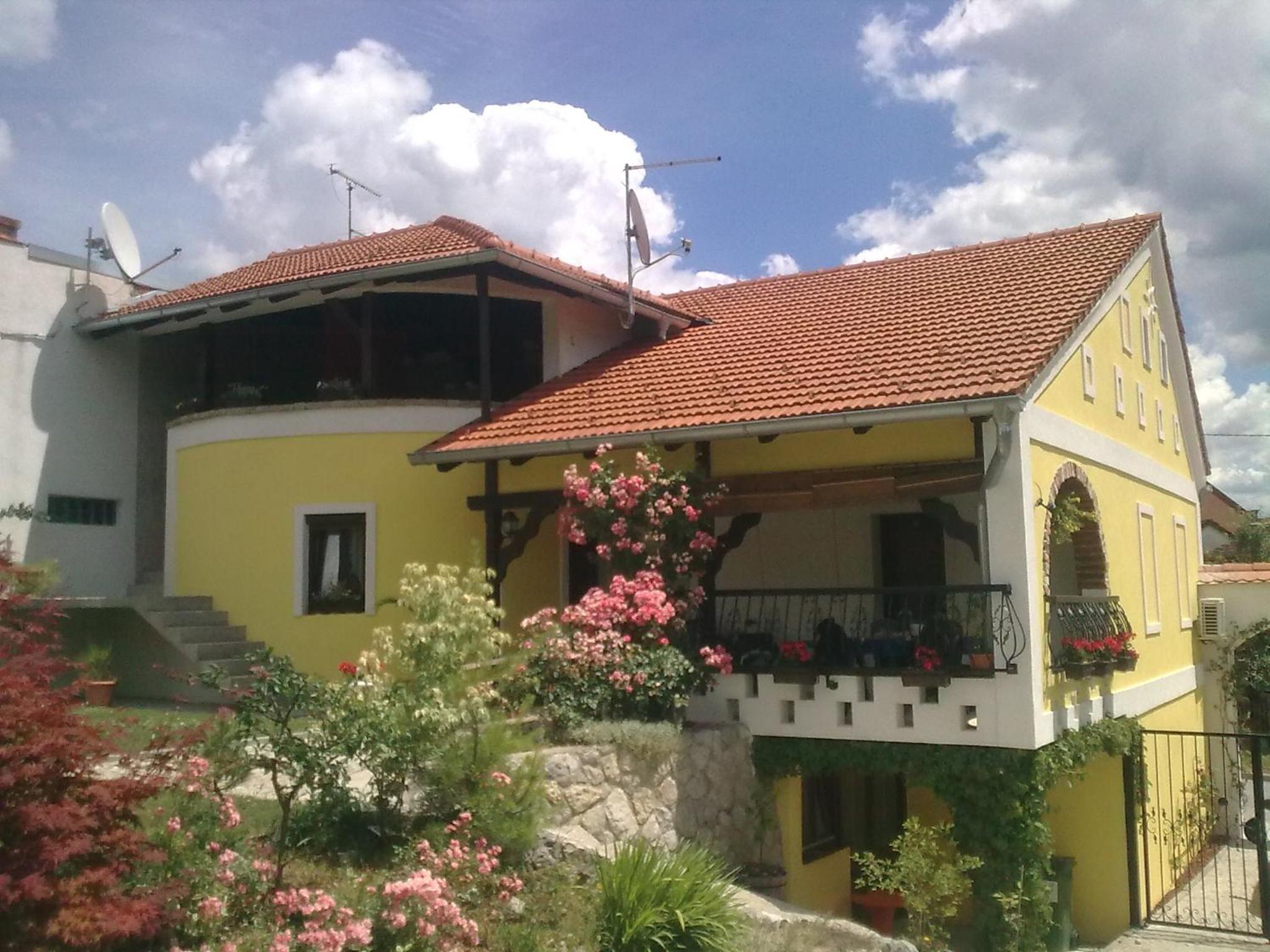 Apartments Dajčić