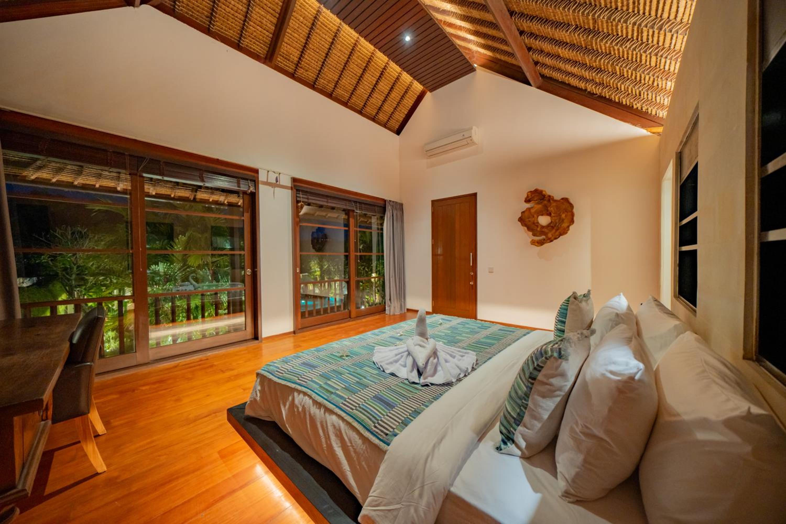 Villa Ramadewa Beachside with Authentic Charm