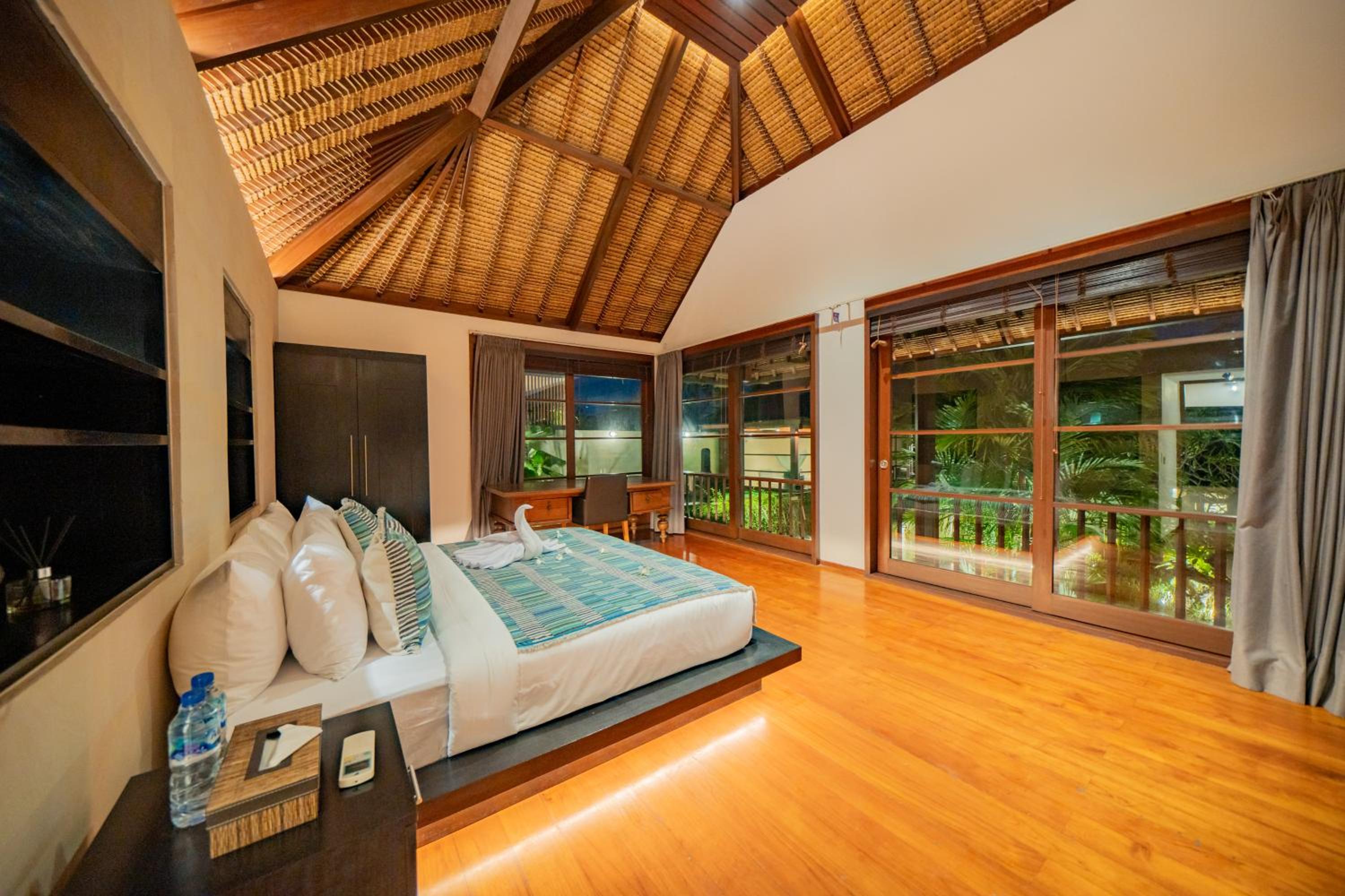 Villa Ramadewa Beachside with Authentic Charm