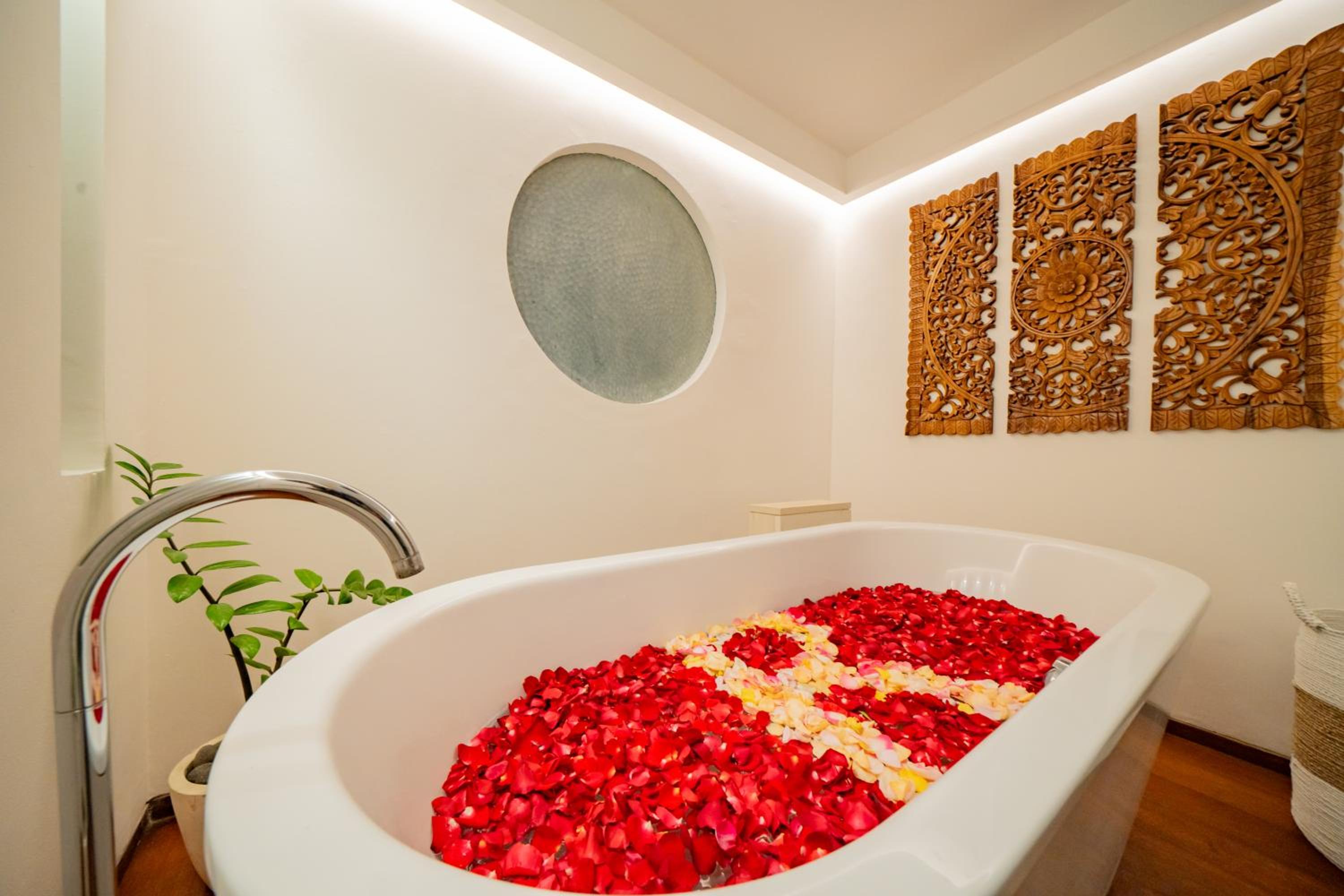 Villa Ramadewa Beachside with Authentic Charm