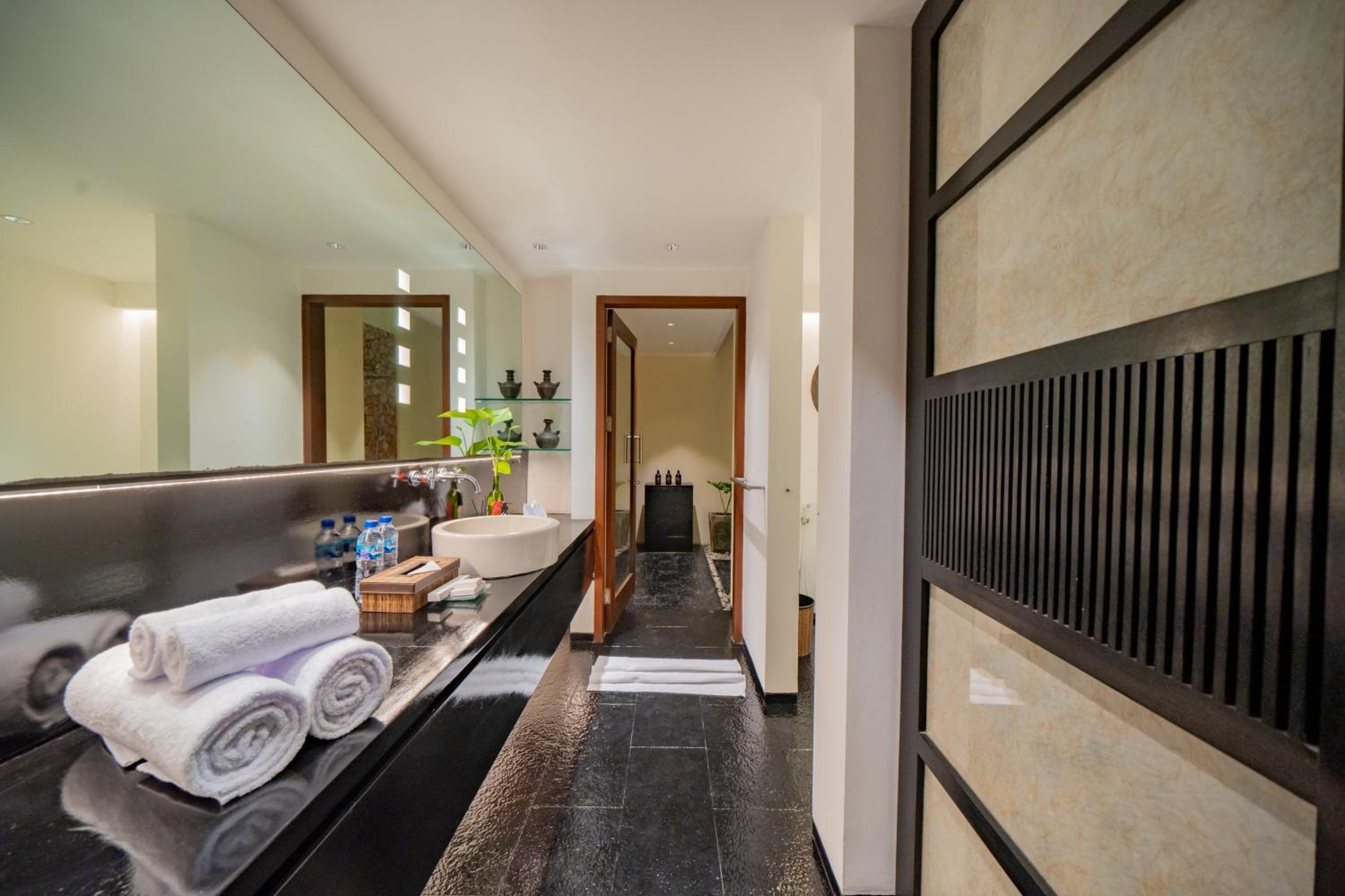 Villa Ramadewa Beachside with Authentic Charm