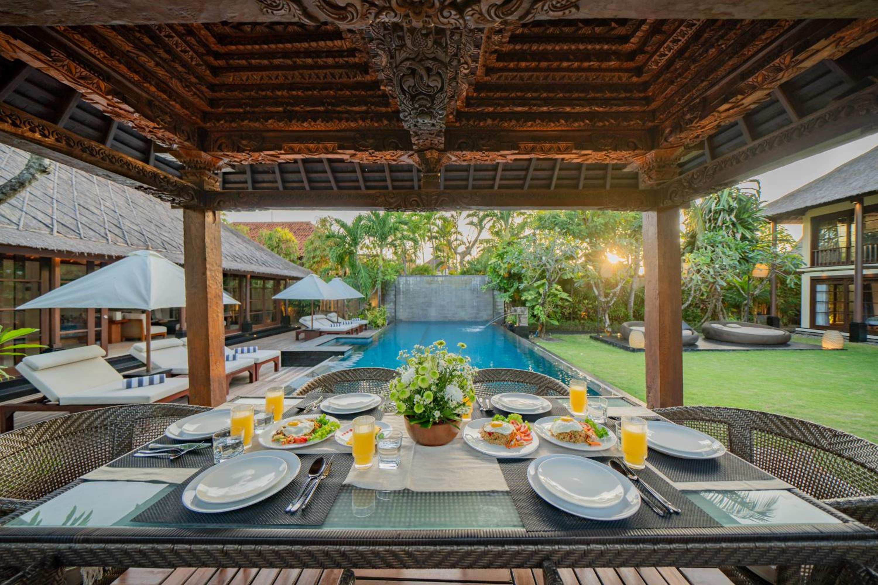 Villa Ramadewa Beachside with Authentic Charm