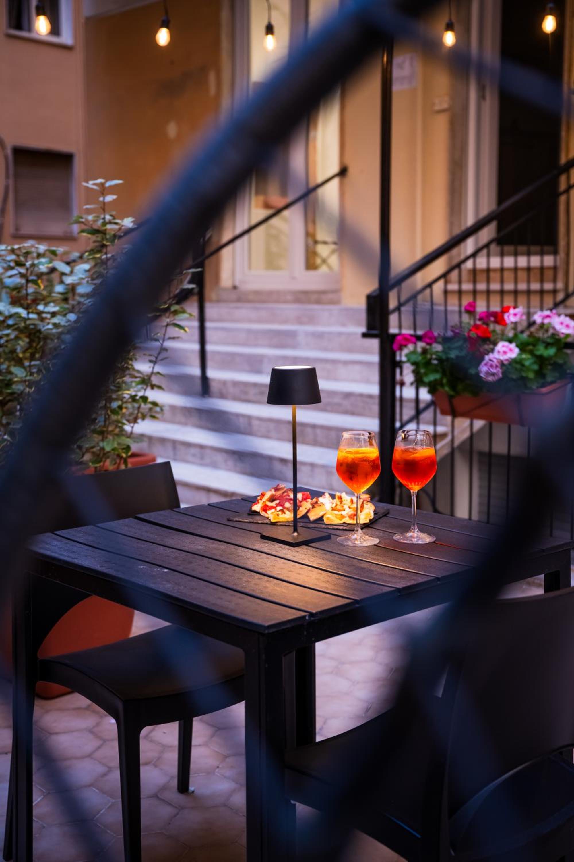 Salvator Rosa Rooms - Di fronte alla Metro, Terrazza & Self Check in