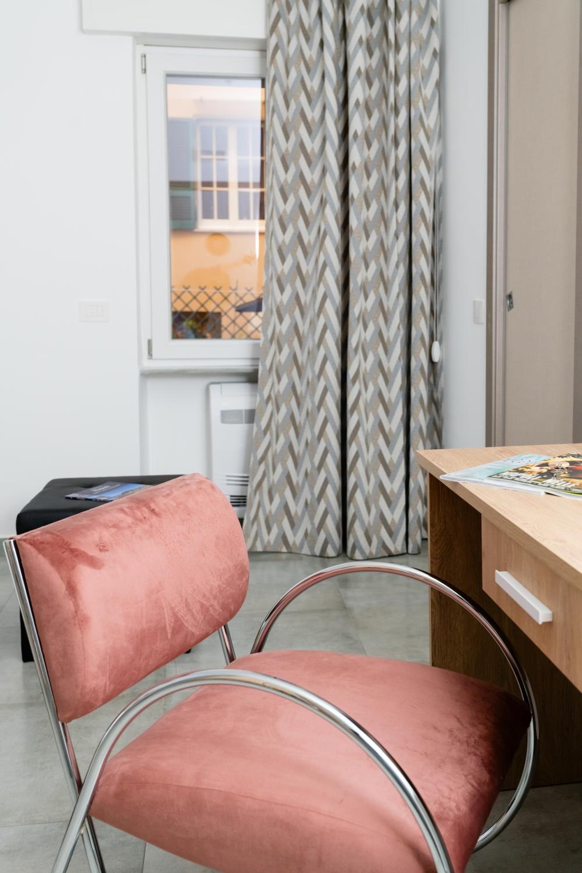 Salvator Rosa Rooms - Di fronte alla Metro, Terrazza & Self Check in