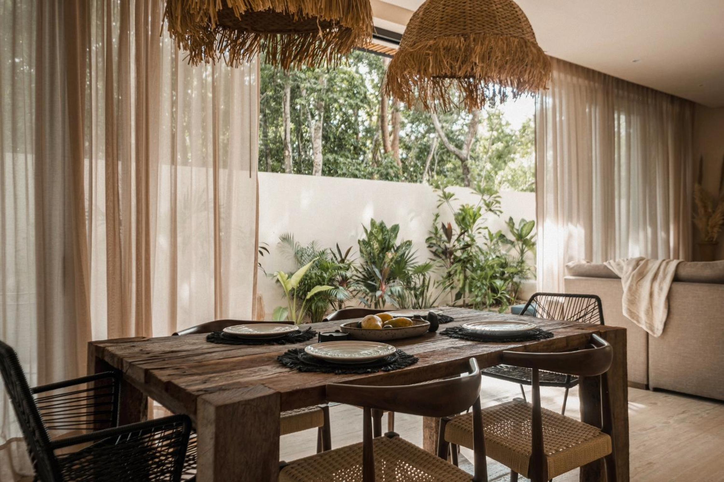 Ka'ana Condo