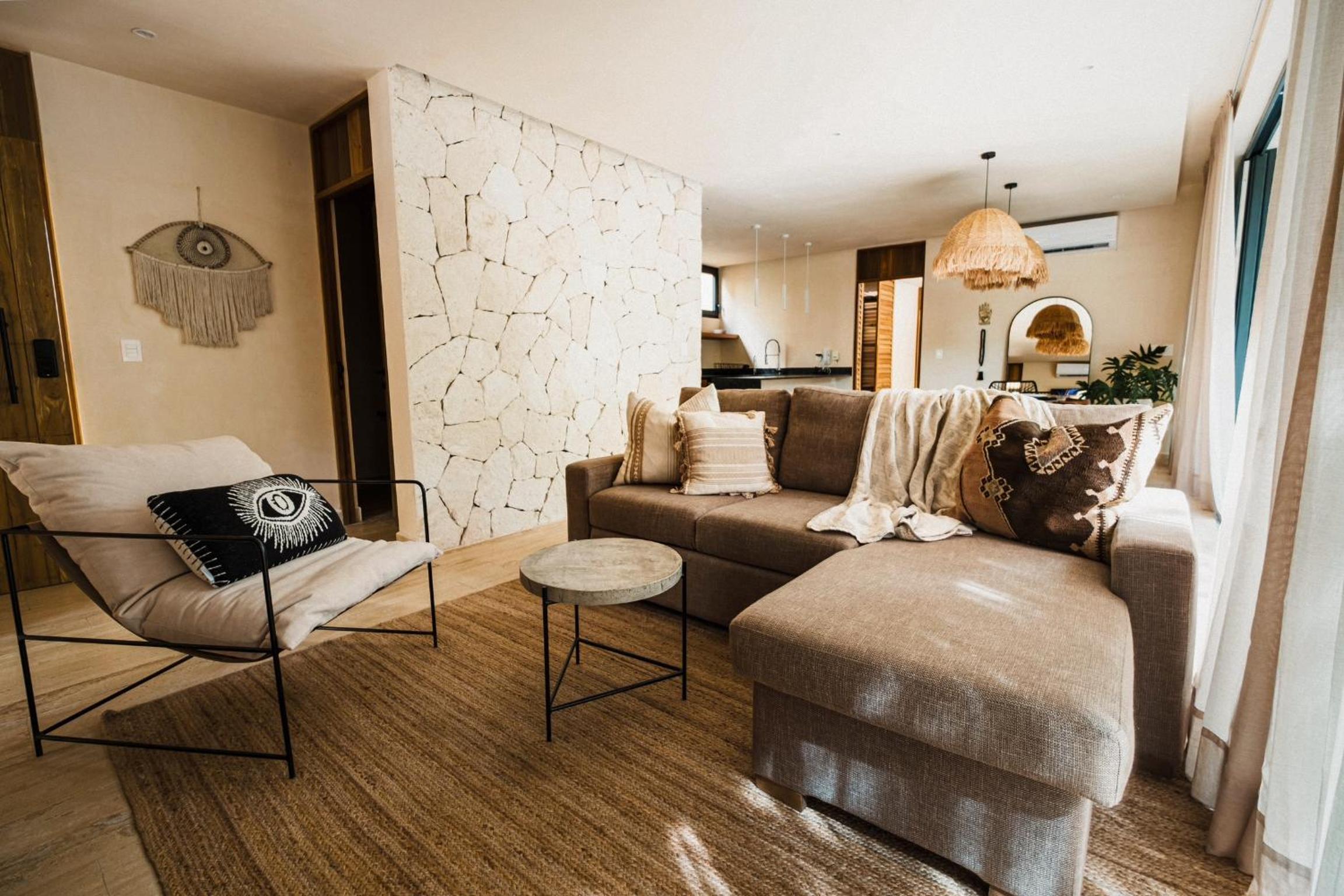 Ka'ana Condo