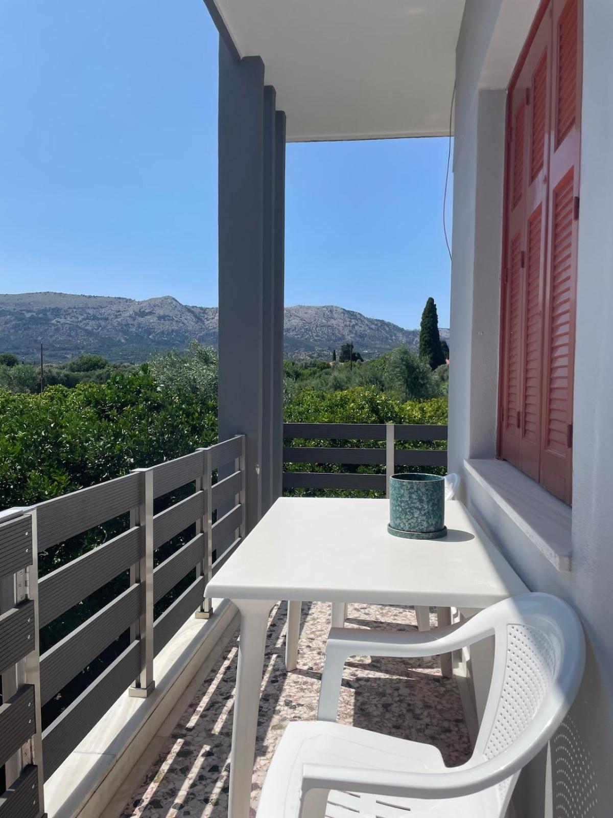 Kouneli's House with Garden