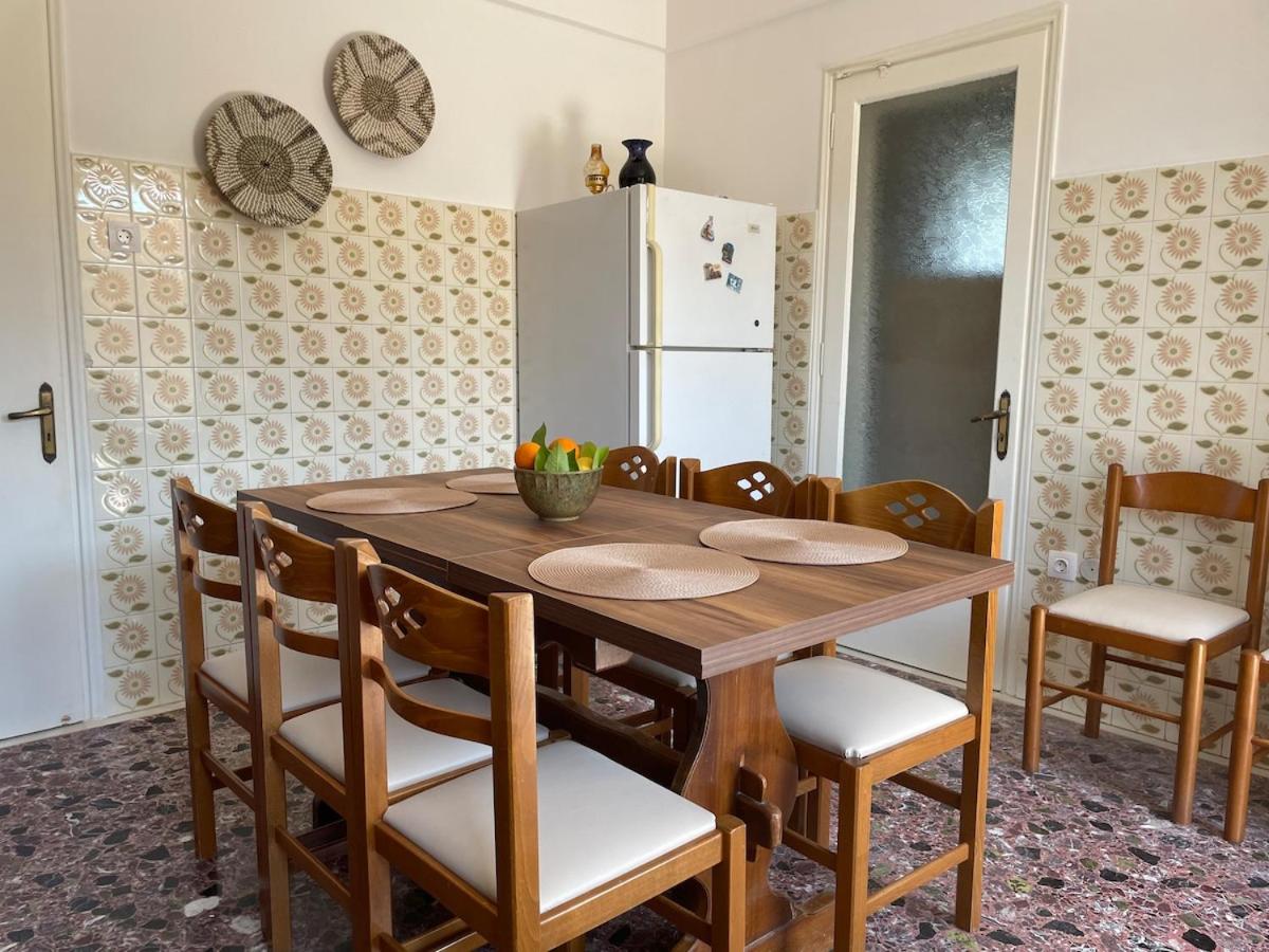 Kouneli's House with Garden