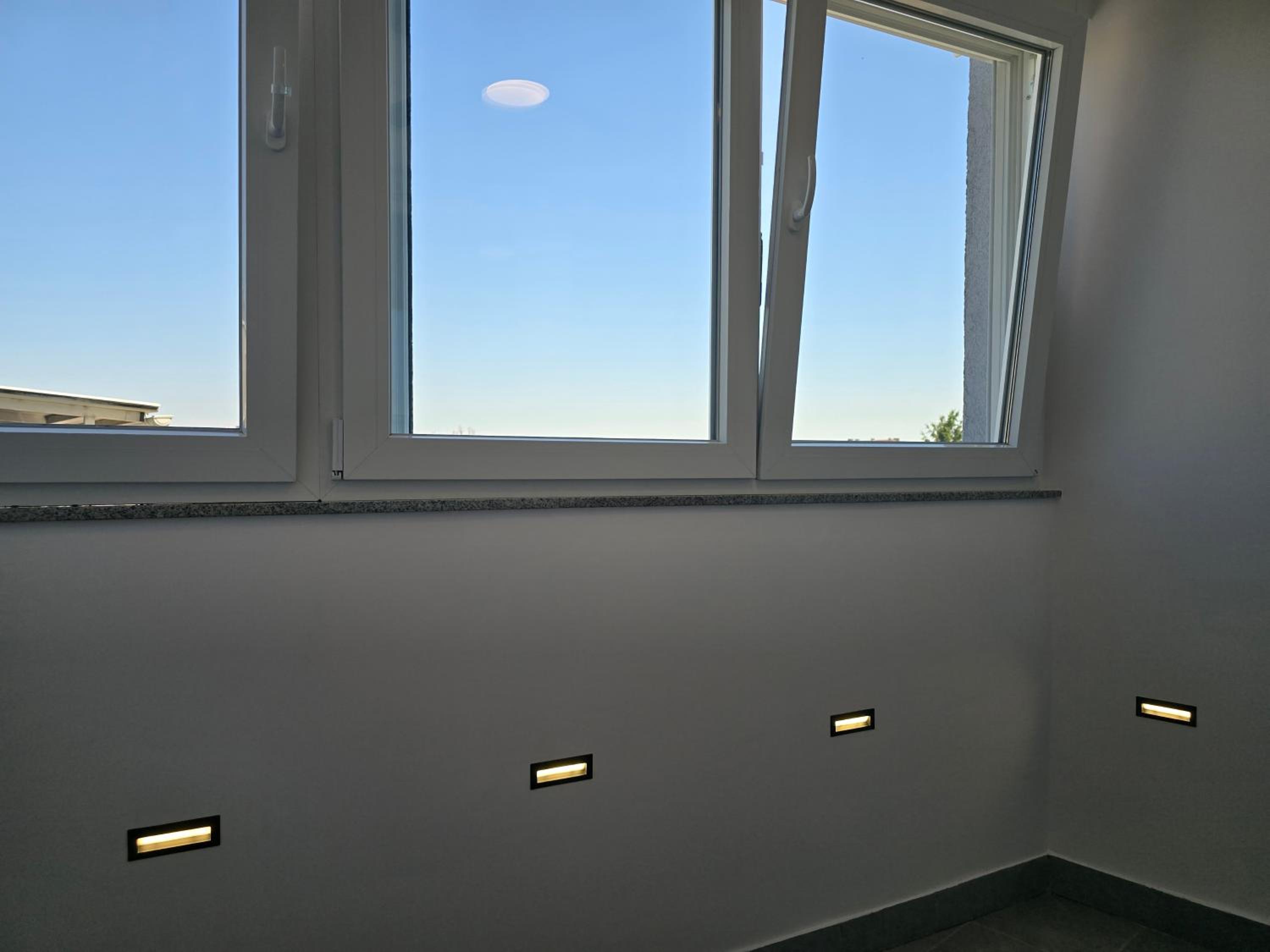 OSIJEK SPACE CENTAR - Self Check in, Free Private Parking
