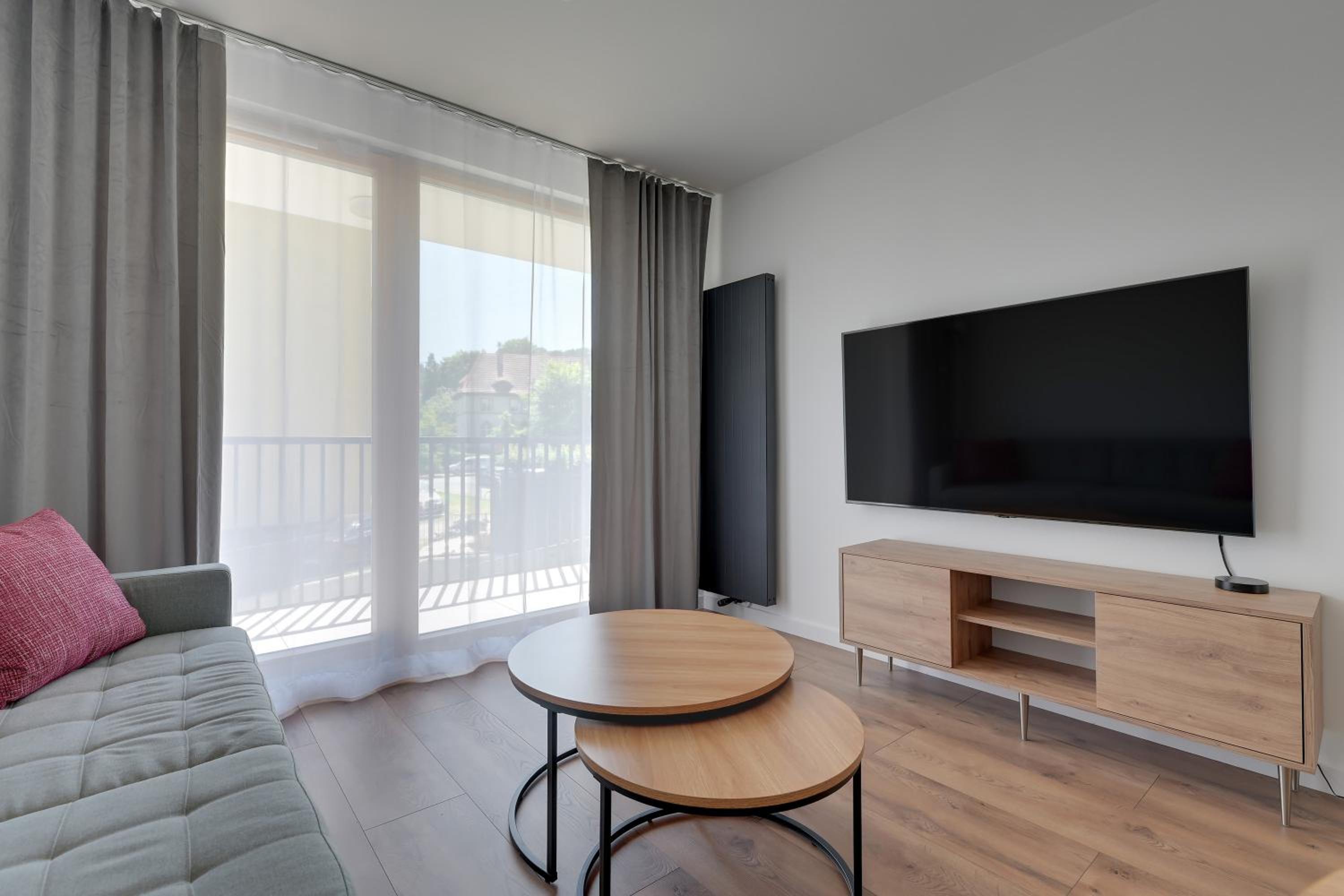 Lion Apartments - Młoda Polska Nowe Apartamenty z parkingiem