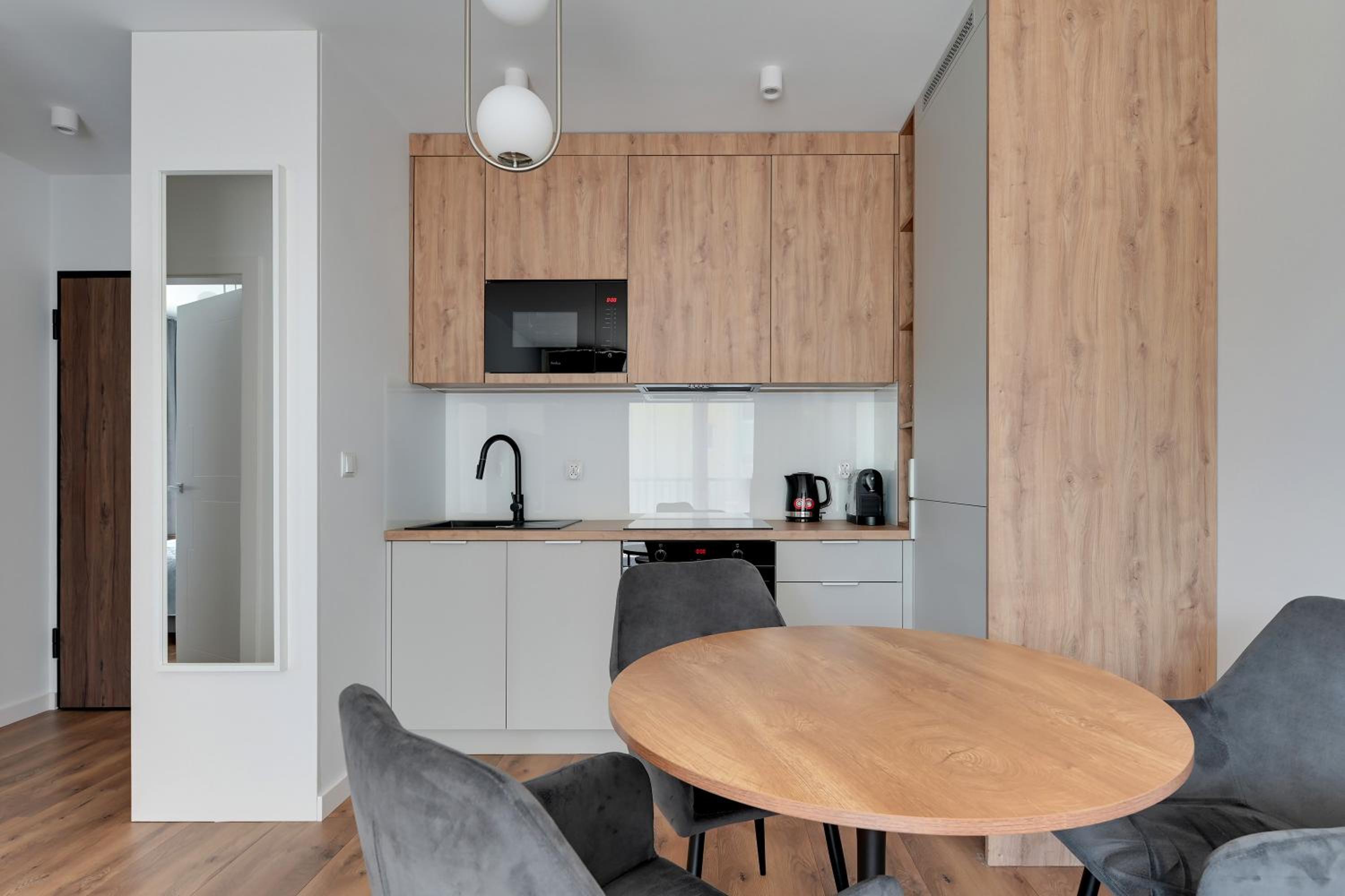 Lion Apartments - Młoda Polska Nowe Apartamenty z parkingiem