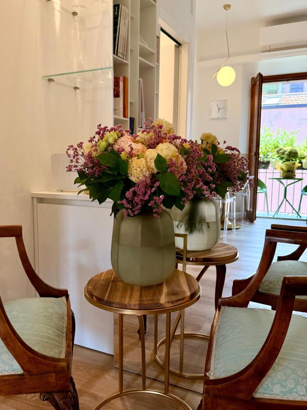 Casa Estia - MiCo, Fiera Milano, CityLife, San Siro, Metro 2 min - Refined Historic Apartment