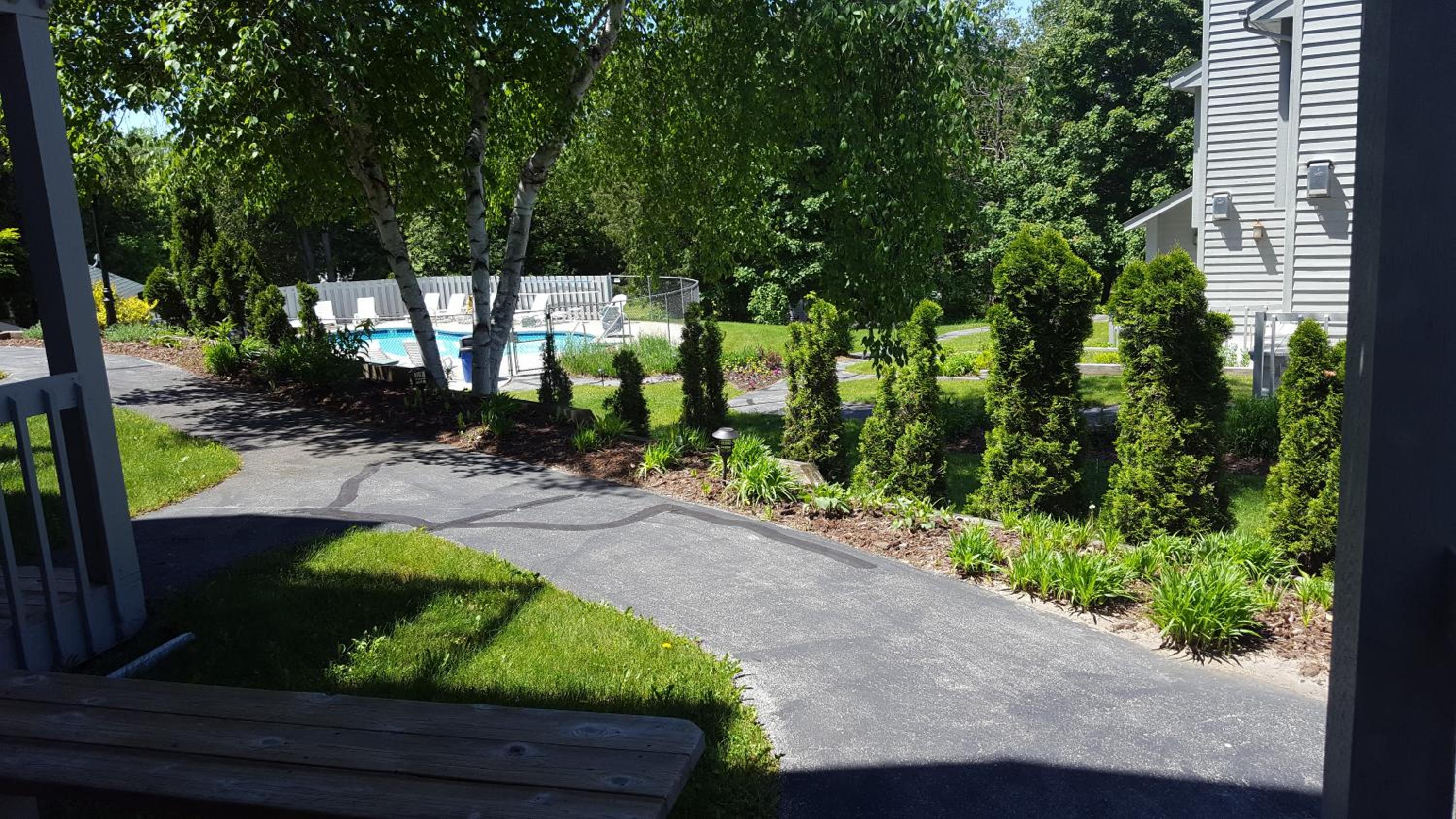 Evergreen Hill Condominiums