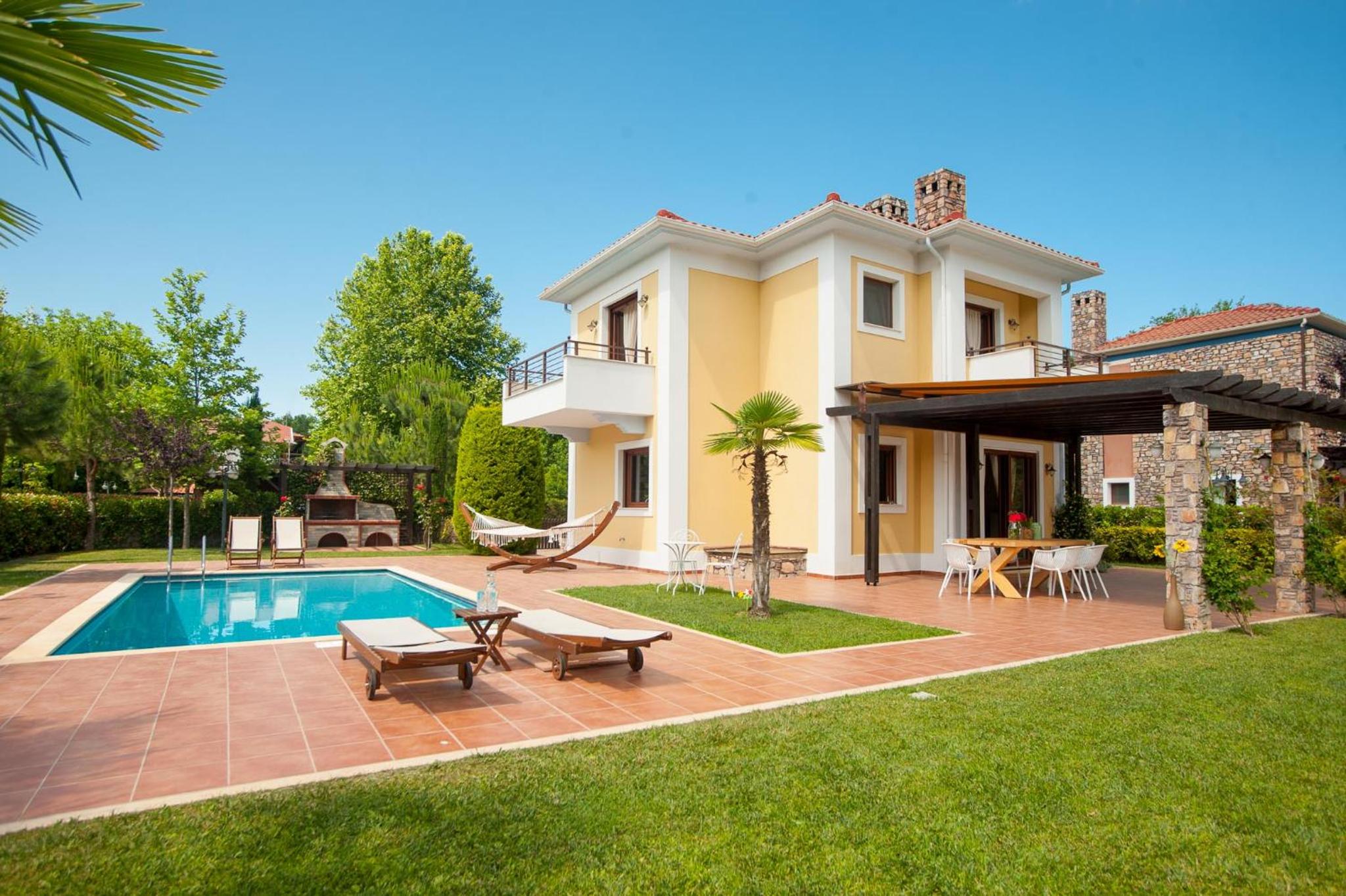 Hotel Olympus Villas - Image 1