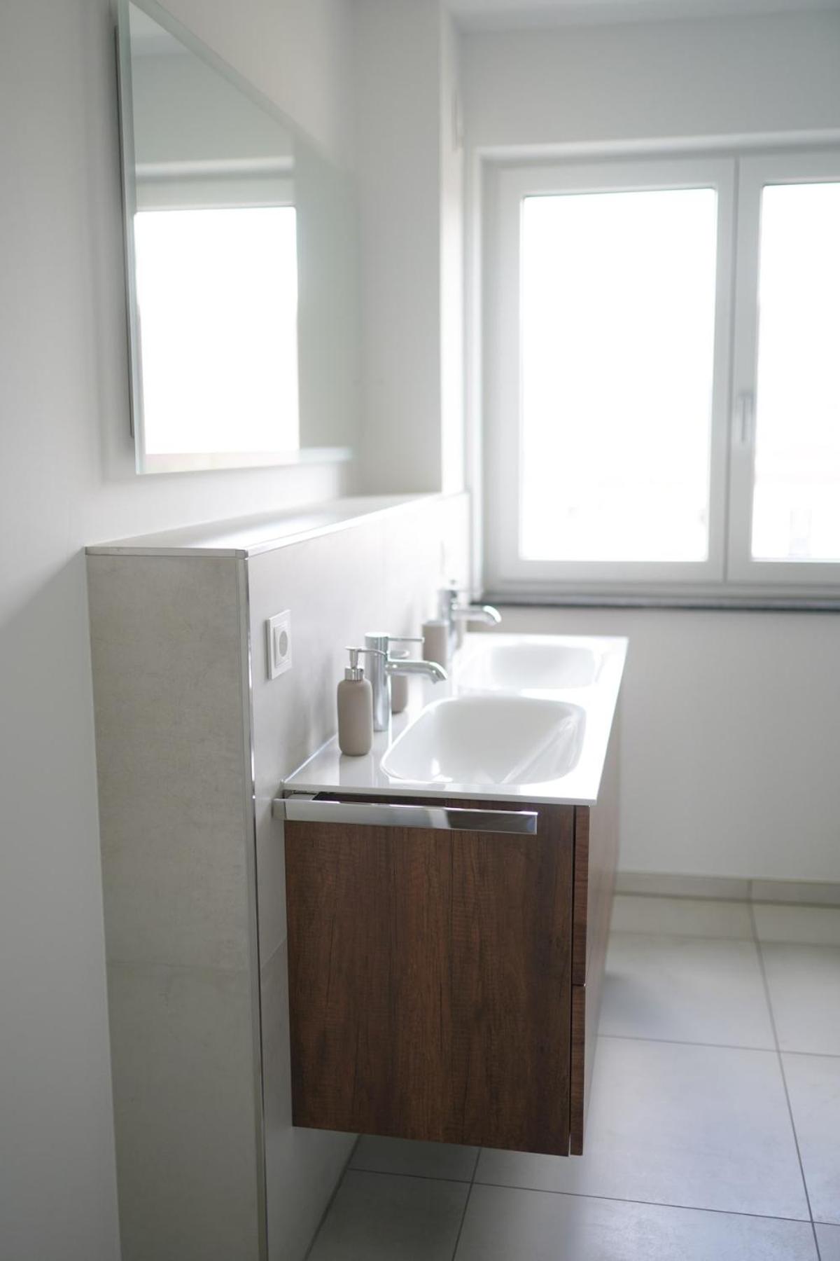 Moderne Bauernhof Wohnung mitten in der Natur