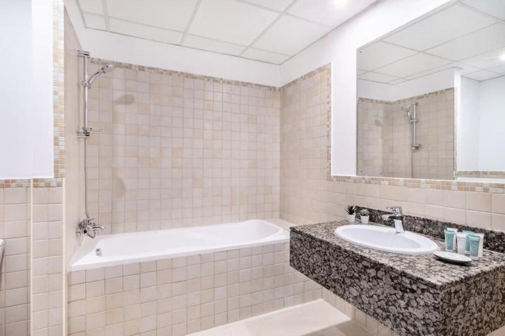 MiamiDXB Full Sea View -2Bd apartment