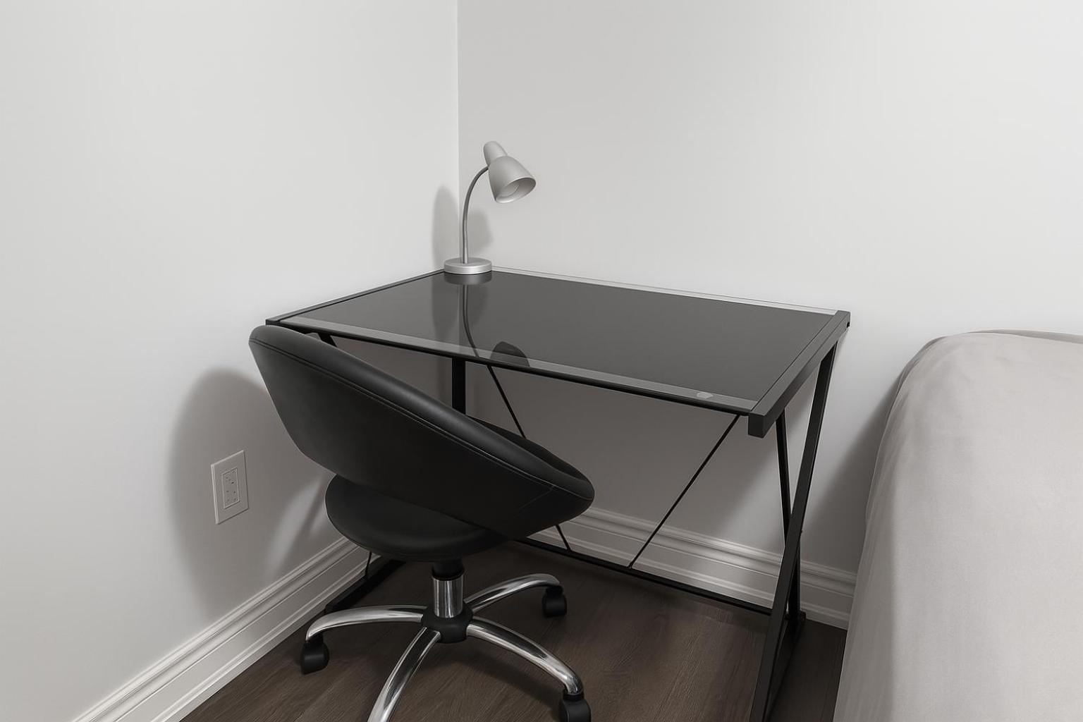 Cozy 3BR Caledon Basement Suite with Private Access, Full Kitchen, WiFi, Laundry, Backyard Basketball Court & Creek Trail, 5 Mins to Brampton! Great for Fa