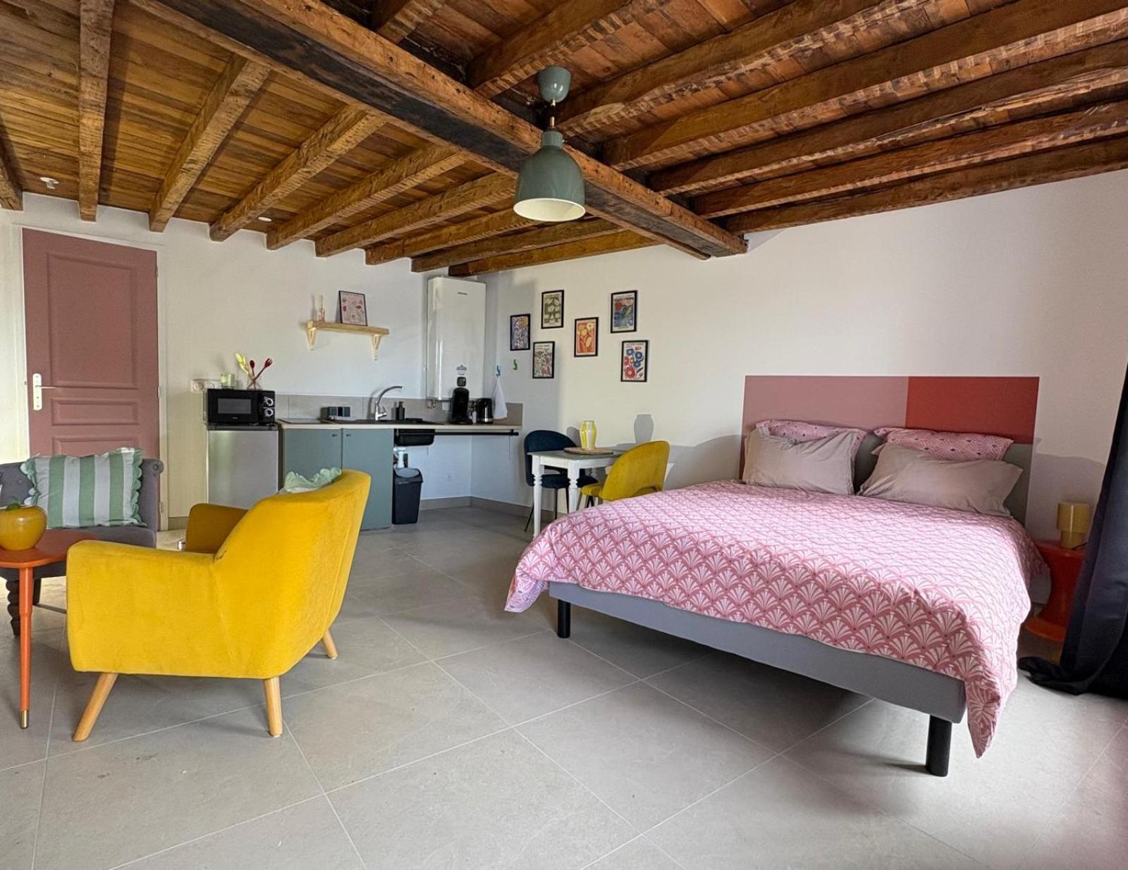 Studio Pop-25m2-Neuf et coloré - WiFi-Netflix