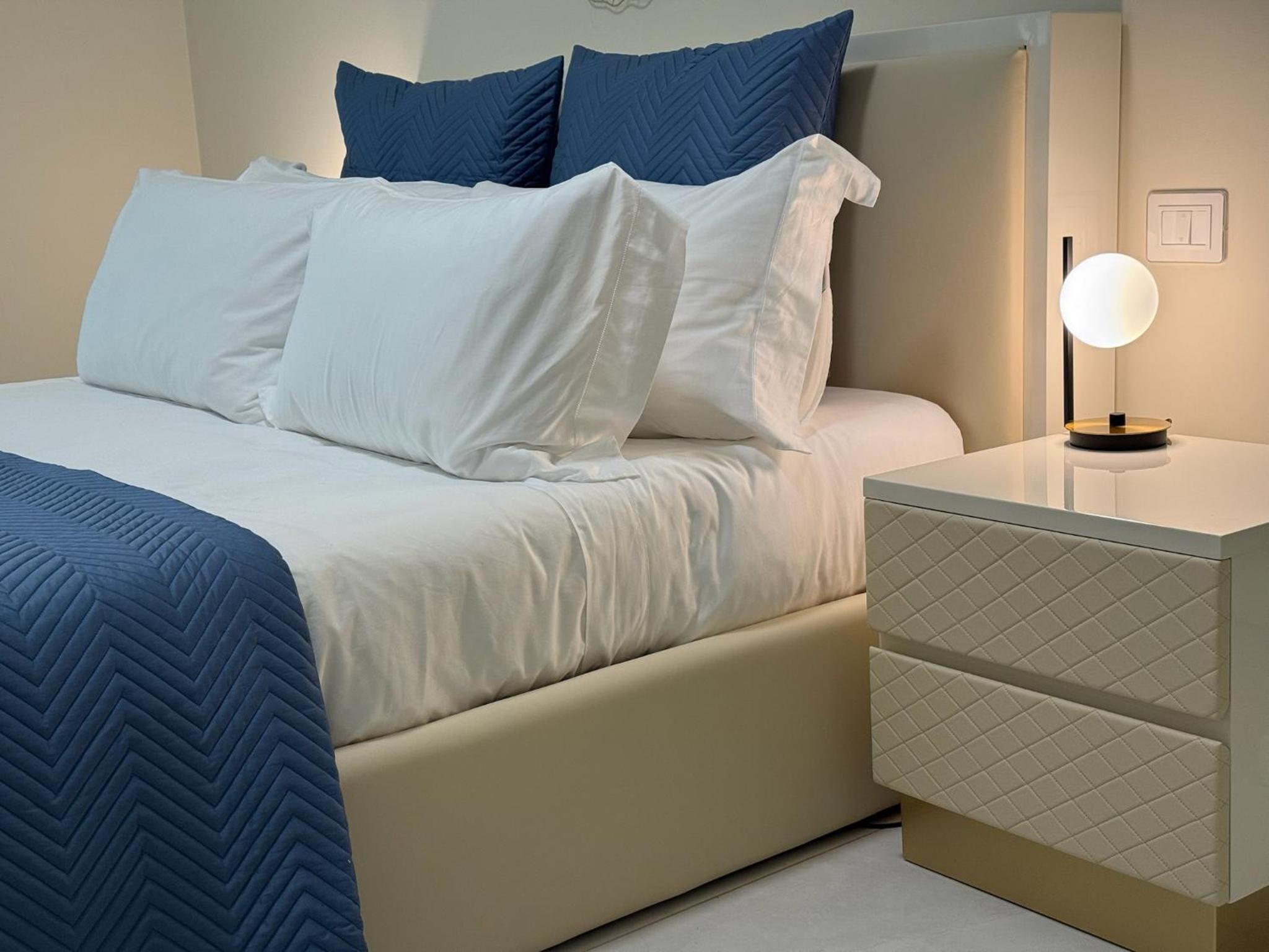 Borgo Vico Luxury Suites - by MyHomeInComo